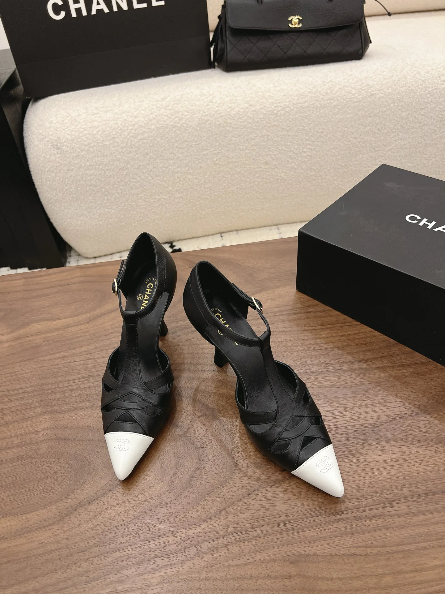 Women's Heels CHANEL 16931511