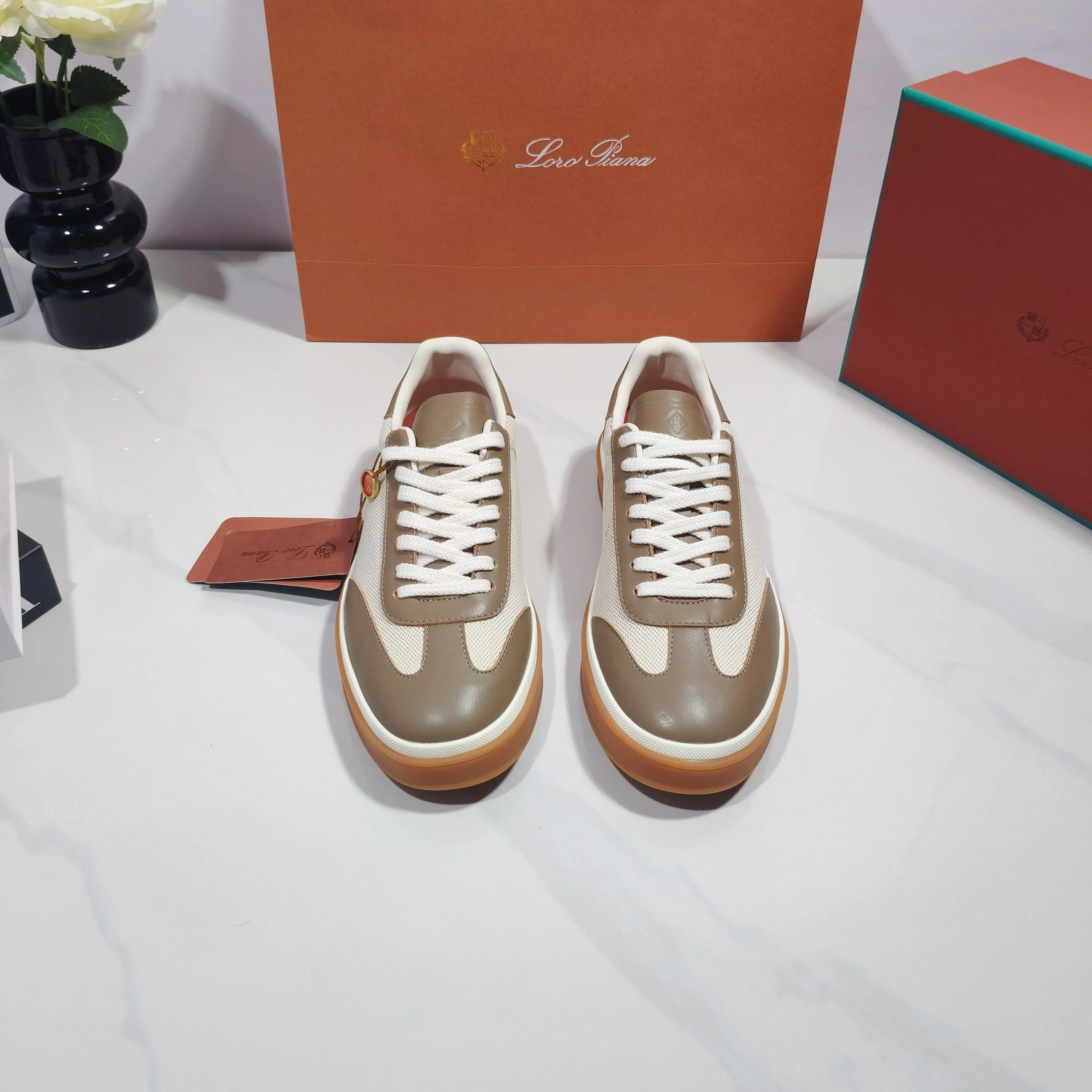 Women's Sneakers LORO PIANA 17961945