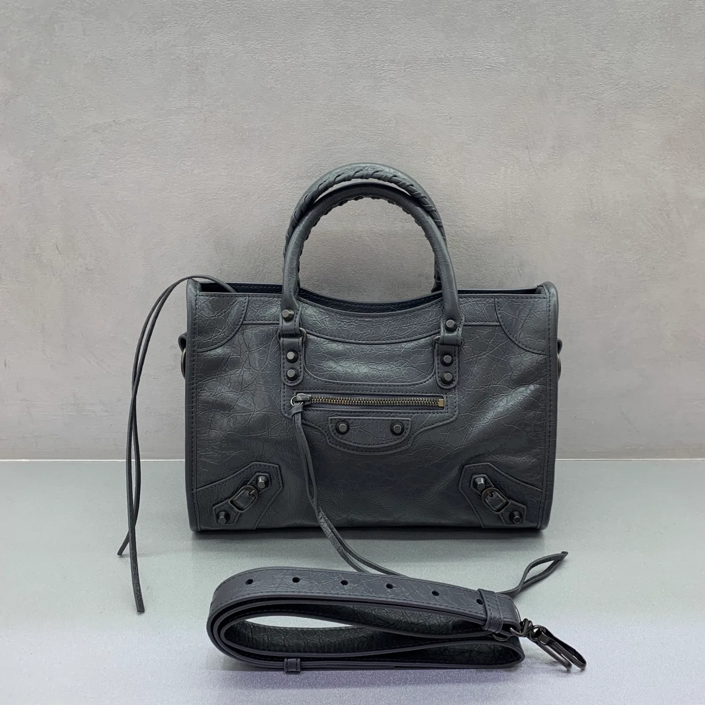 Women's Classic Handbags BALENCIAGA 18136151
