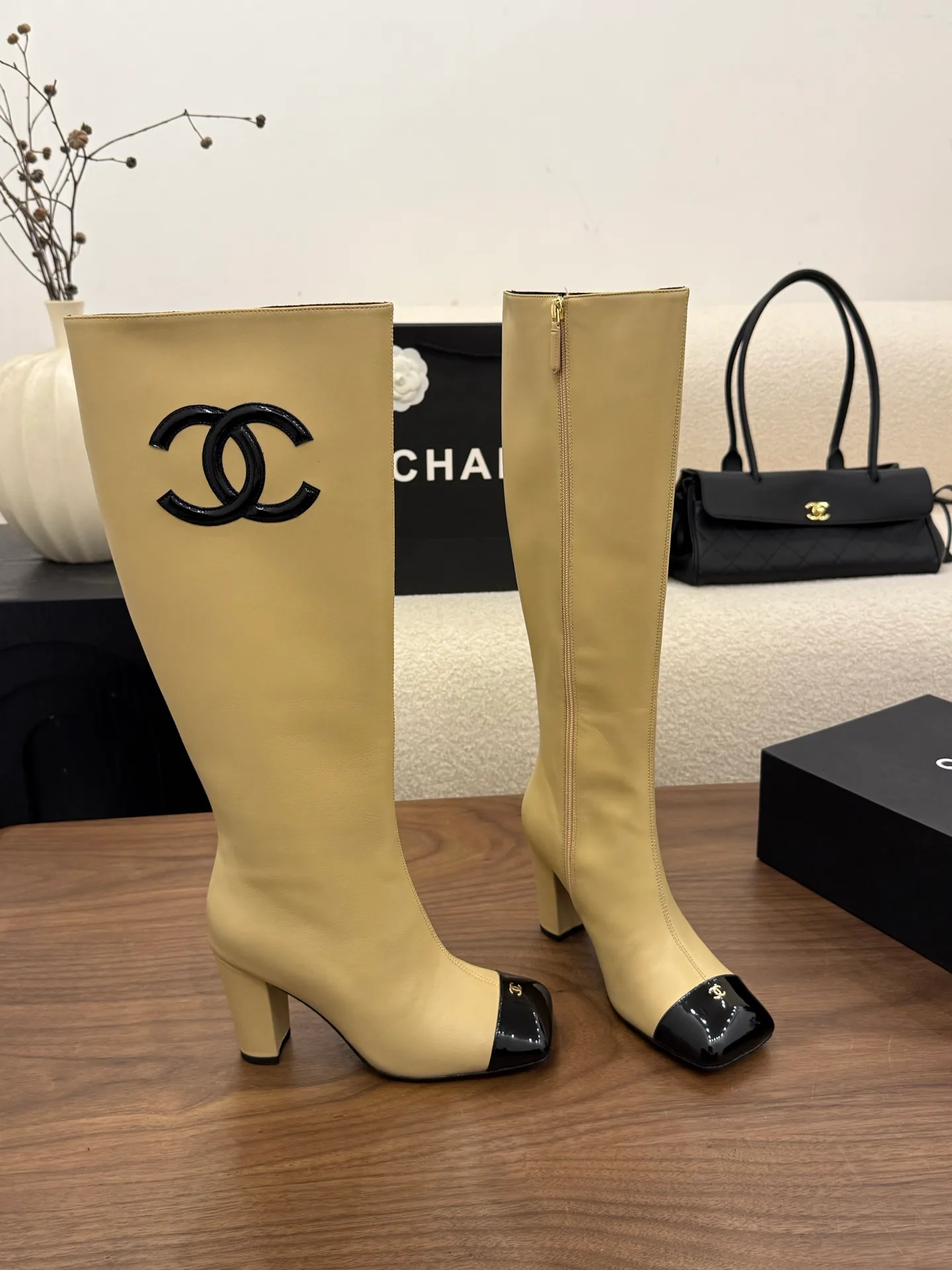 Women's Boots CHANEL 17925193