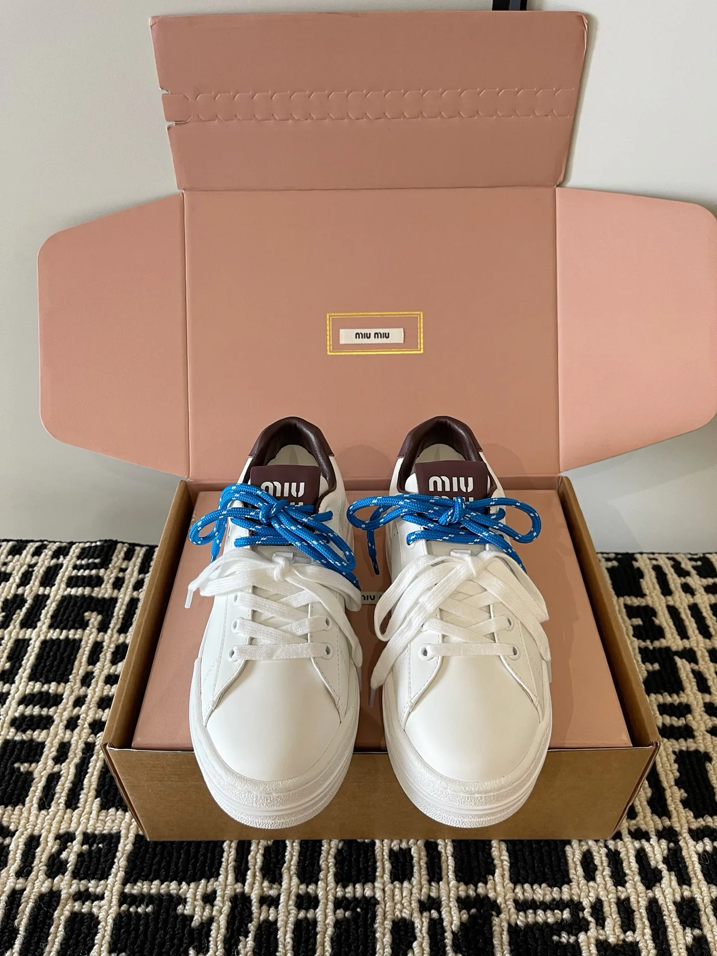 Women's Sneakers MIU MIU 18234991