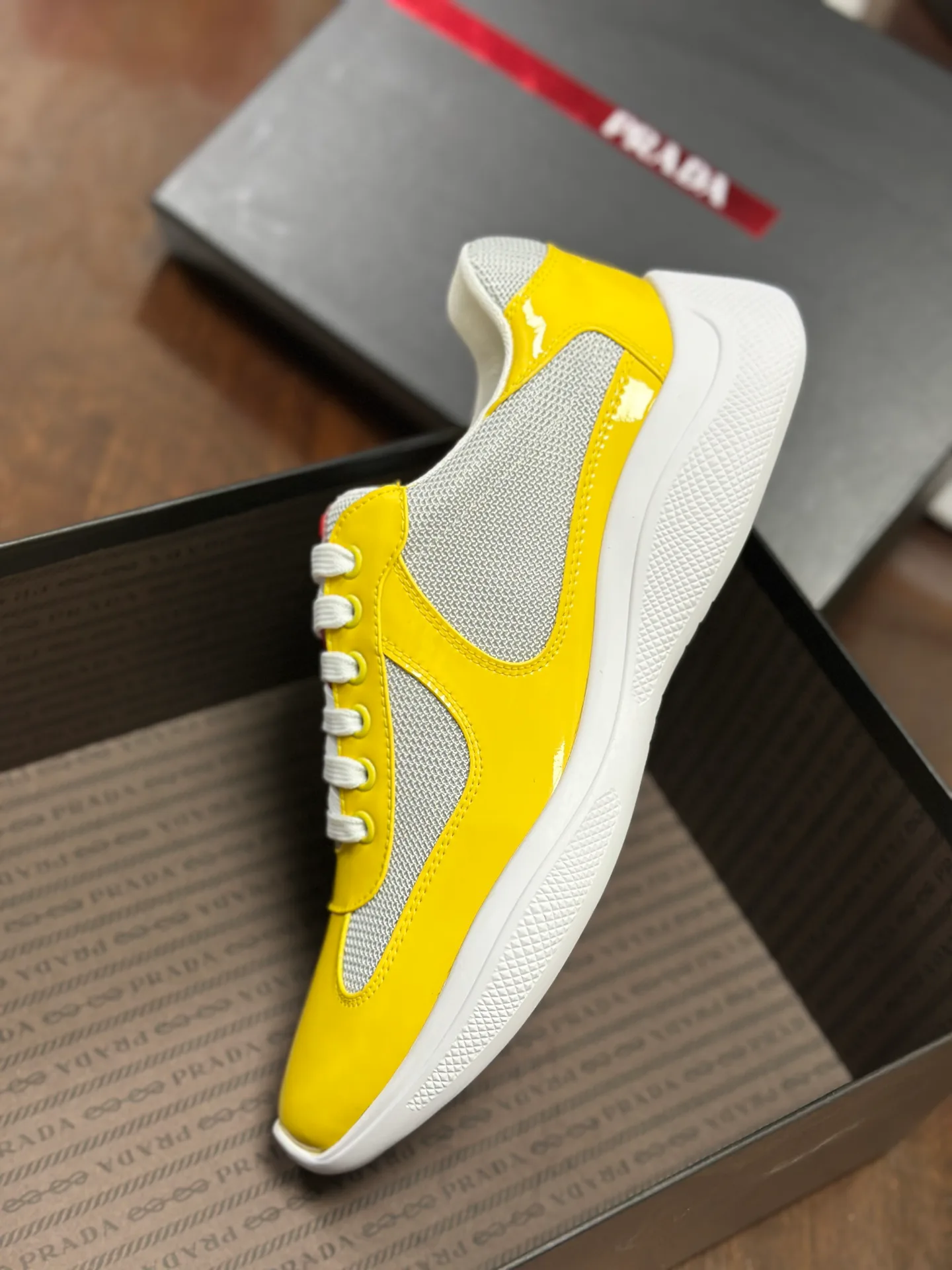 Women's Sneakers PRADA 18262250