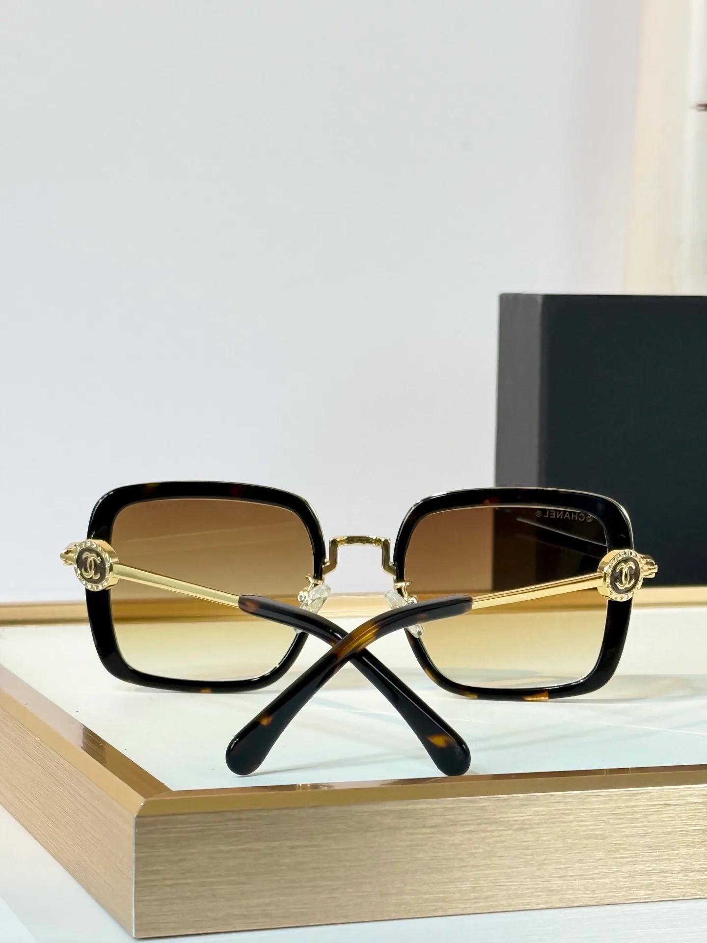 Glasses CHANEL 18118063