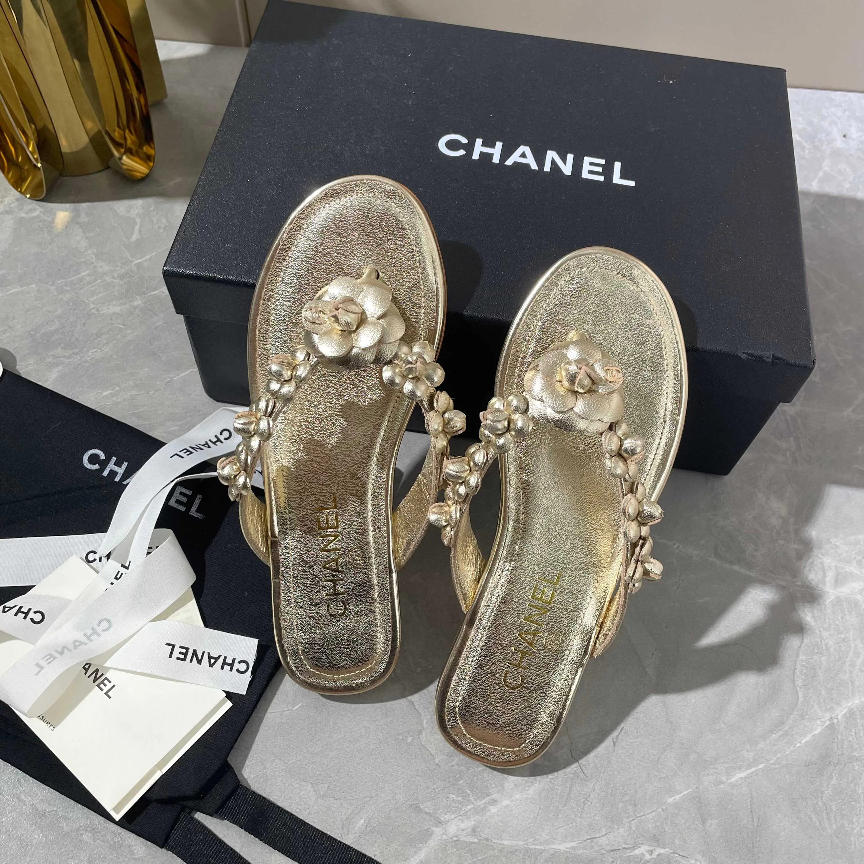 Women's Flip-Flops CHANEL 17947069