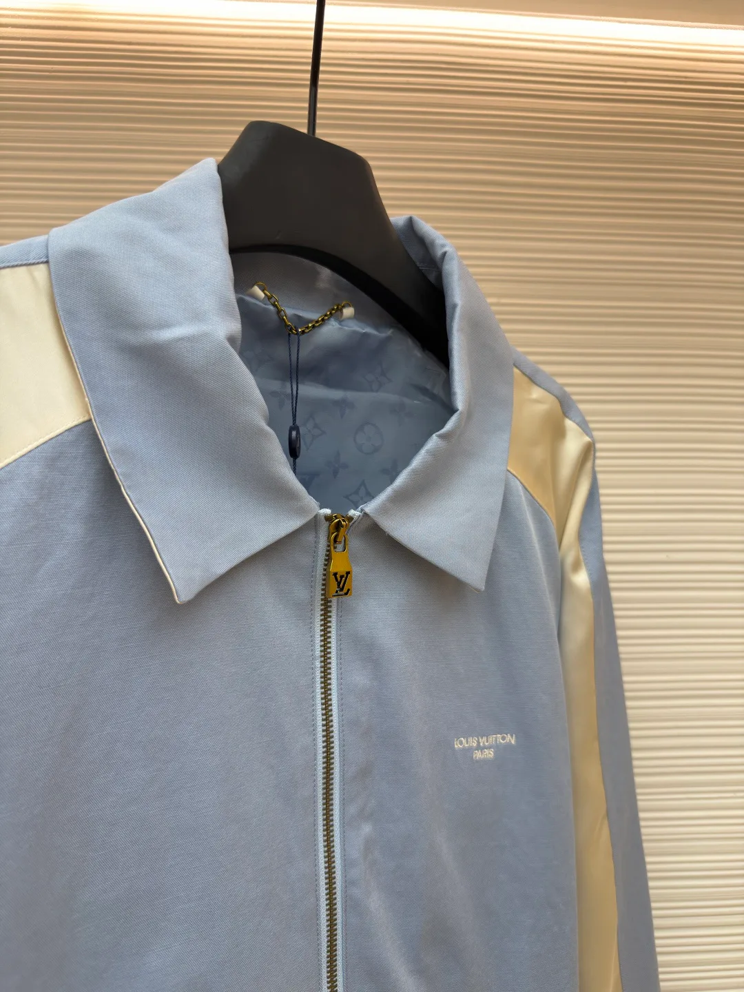 Men's Jackets And Down Jackets LOUIS VUITTON 17740877