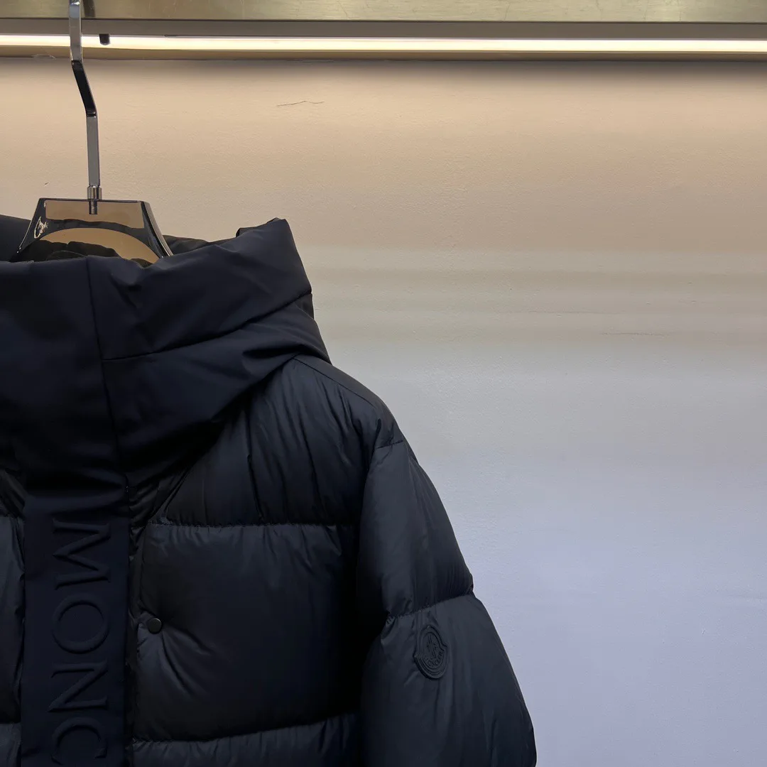 Men's Jackets And Down Jackets MONCLER 18285014