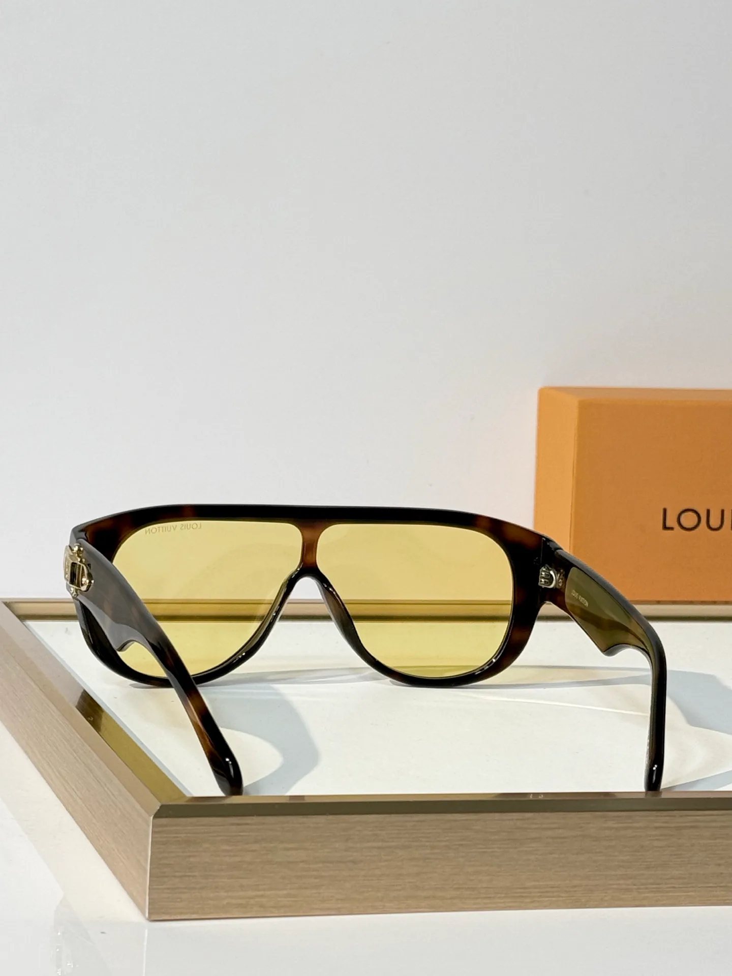 Glasses LOUIS VUITTON 18453192