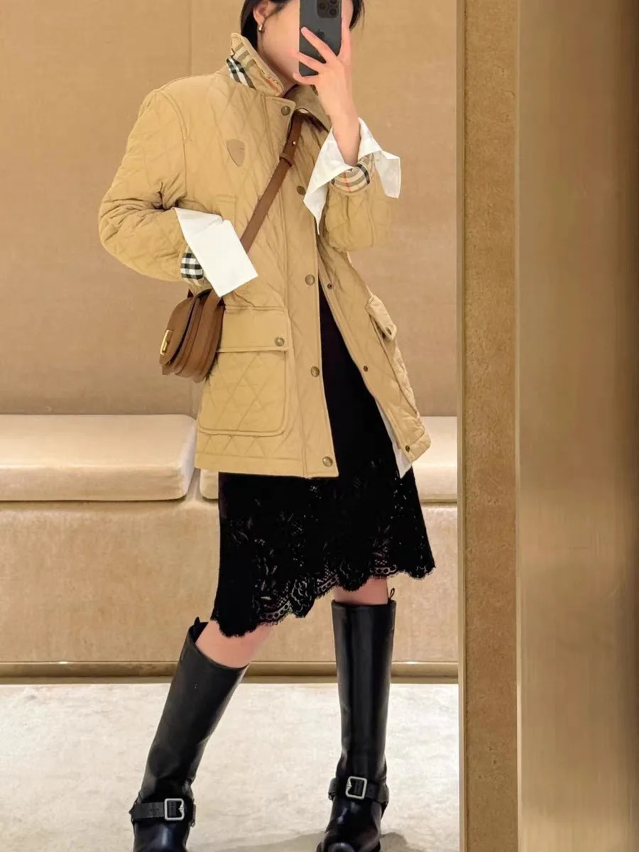Women's Jackets And Down Jackets BURBERRY 17998525