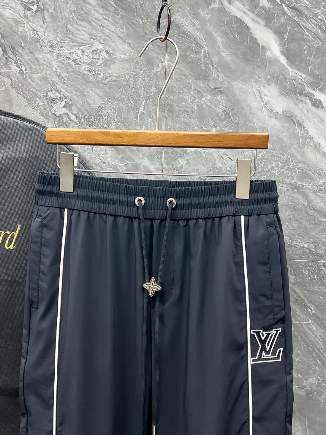 Men's Trousers LOUIS VUITTON 16914953