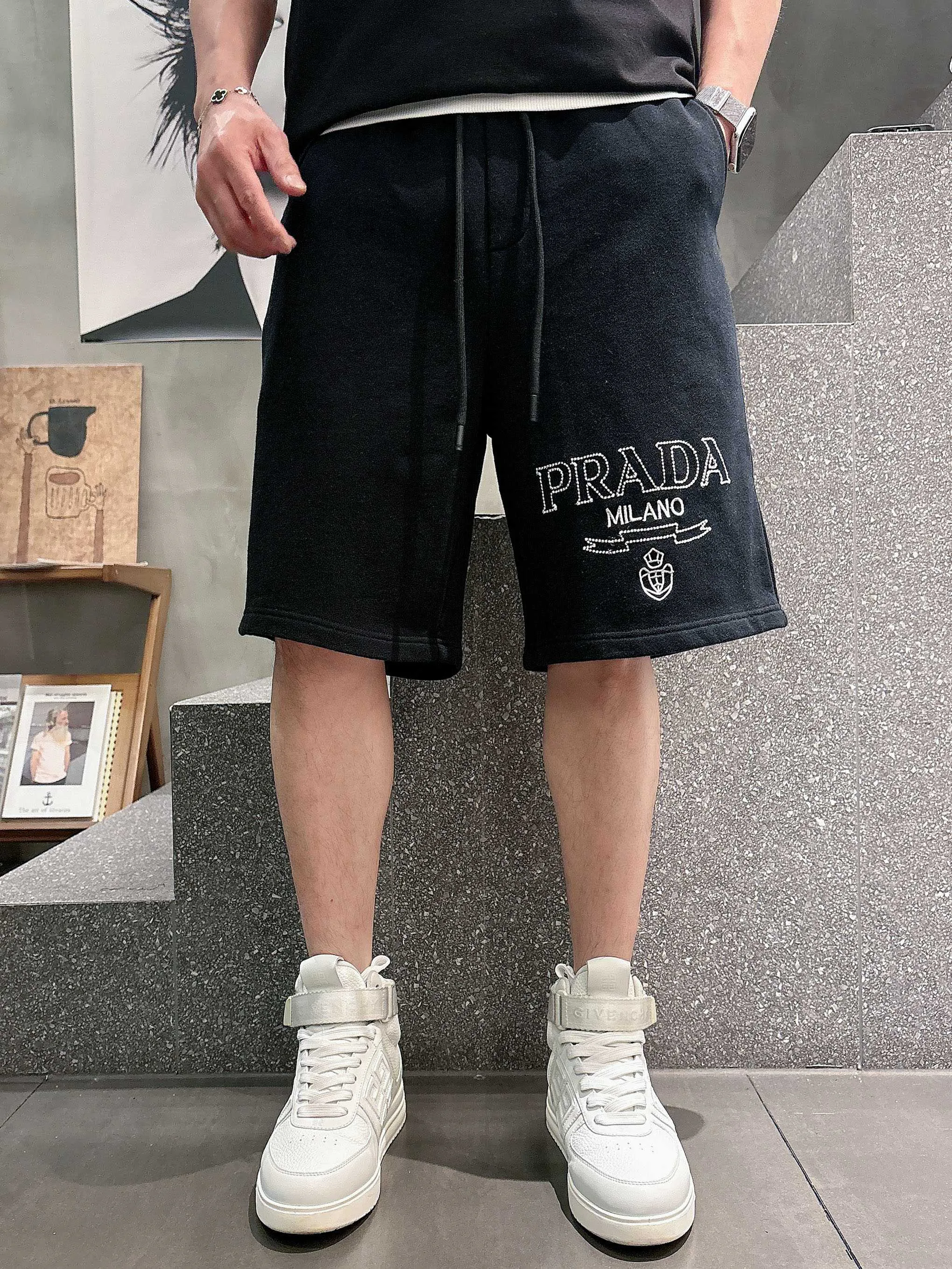 Men's Shorts PRADA 17468338