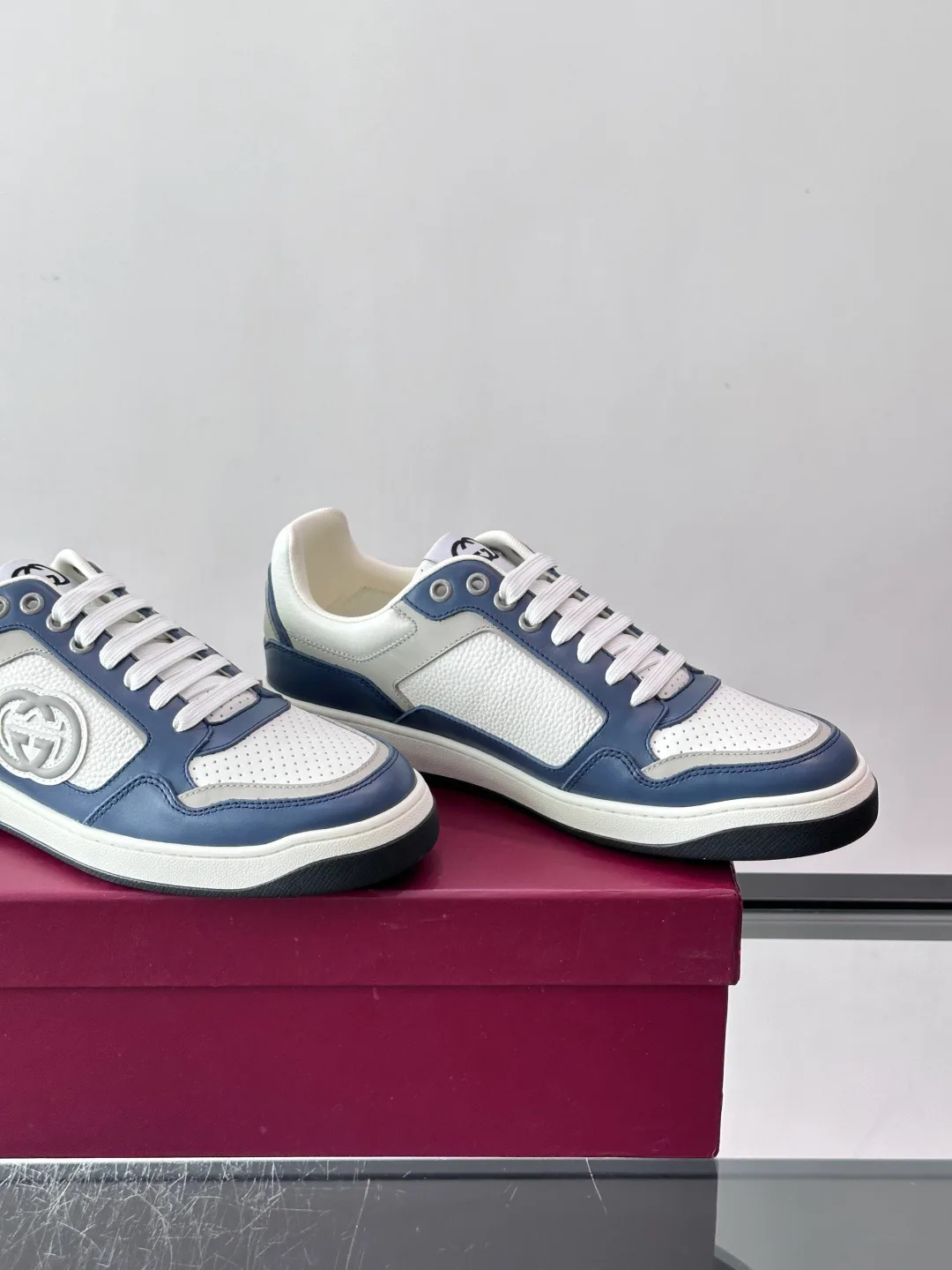 Men's Sneakers GUCCI 18102703