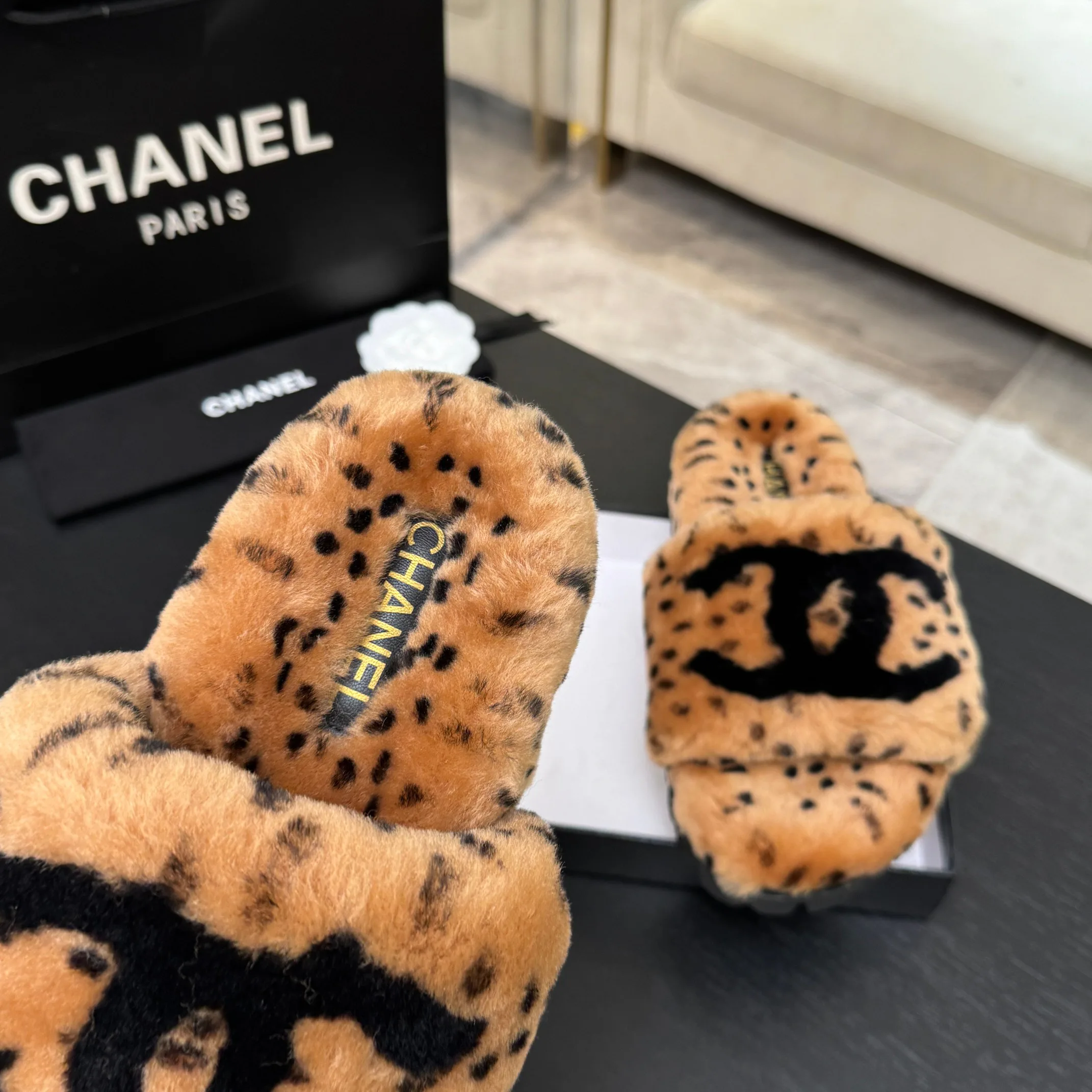 Women's Slippers CHANEL 18062750