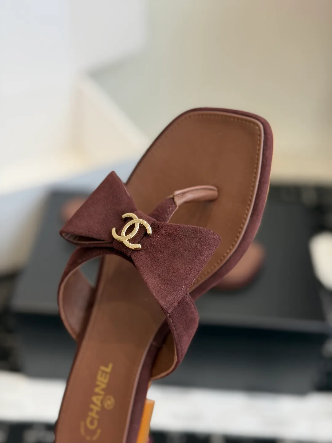 Women's Flip-Flops CHANEL 17740570