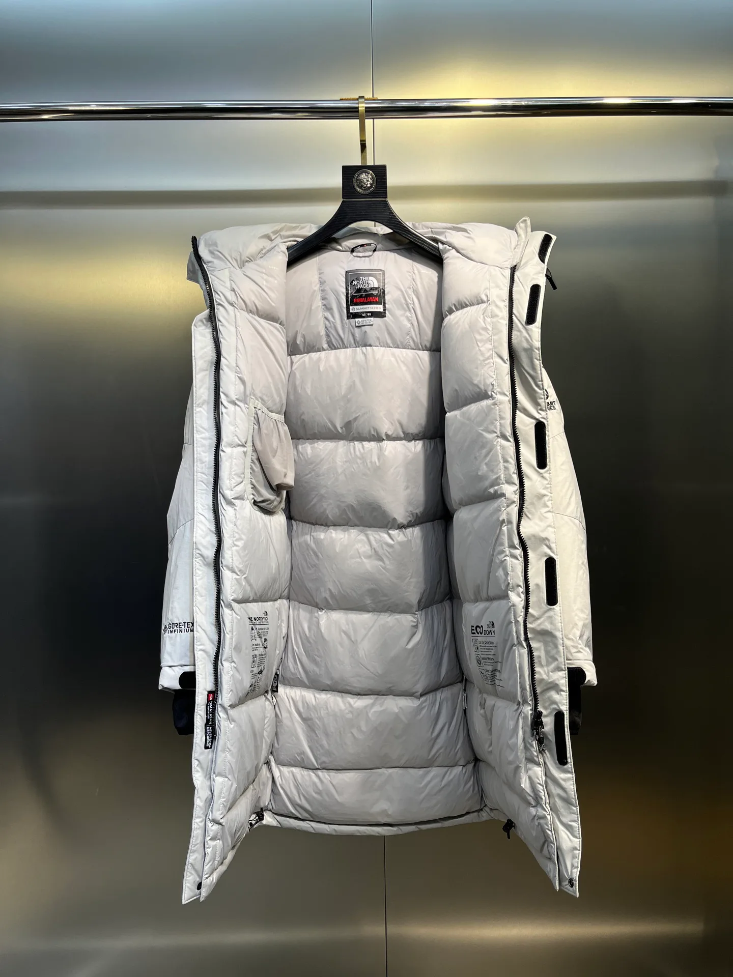 Women's Jackets And Down Jackets THE NORTH FACE 18130440
