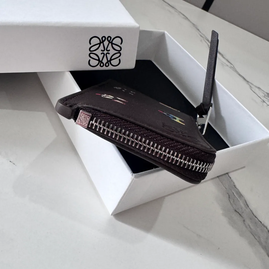 Women's Clutches LOEWE 17678684