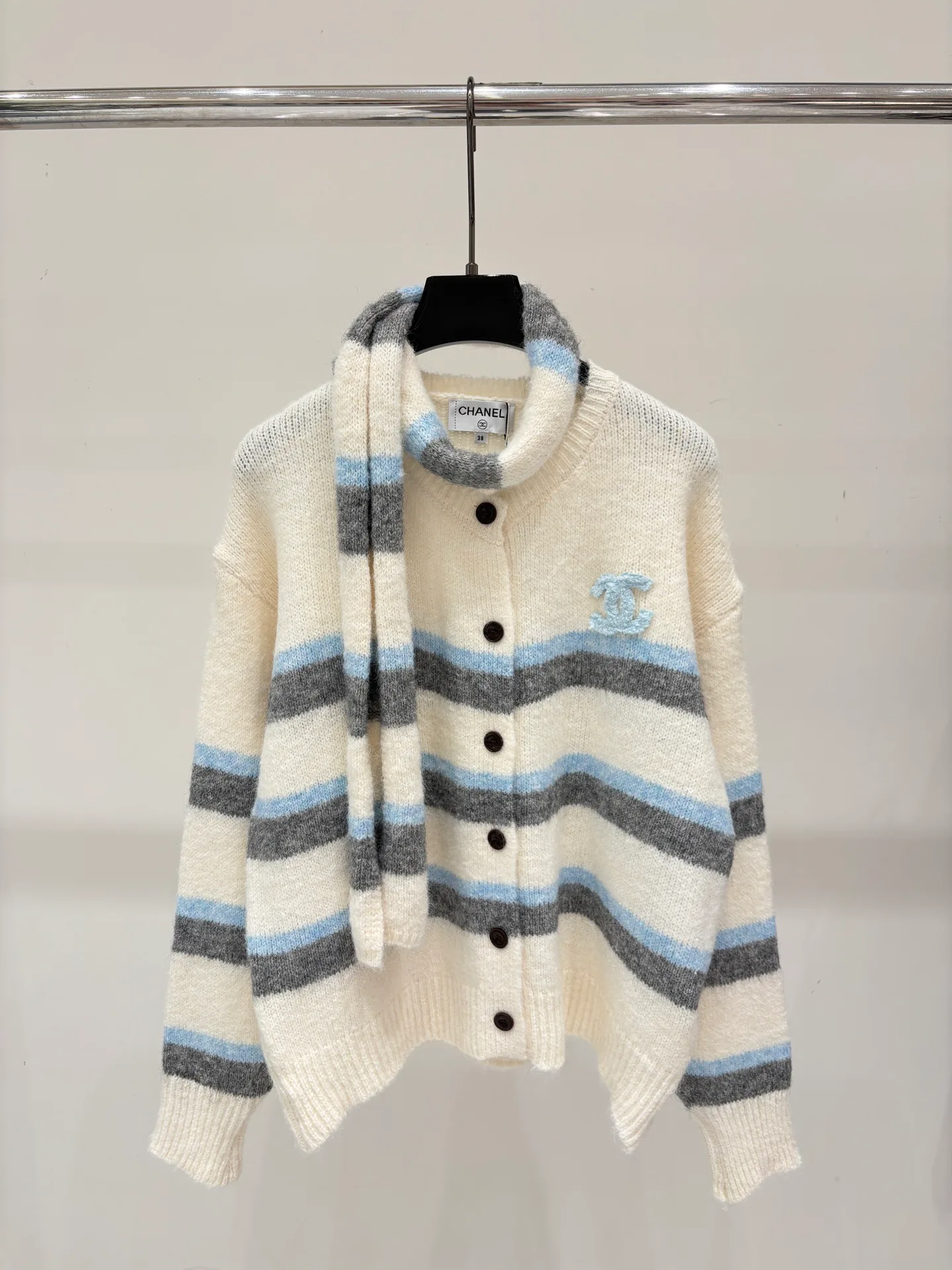 Women's Jumpers And Sweaters CHANEL 18032017