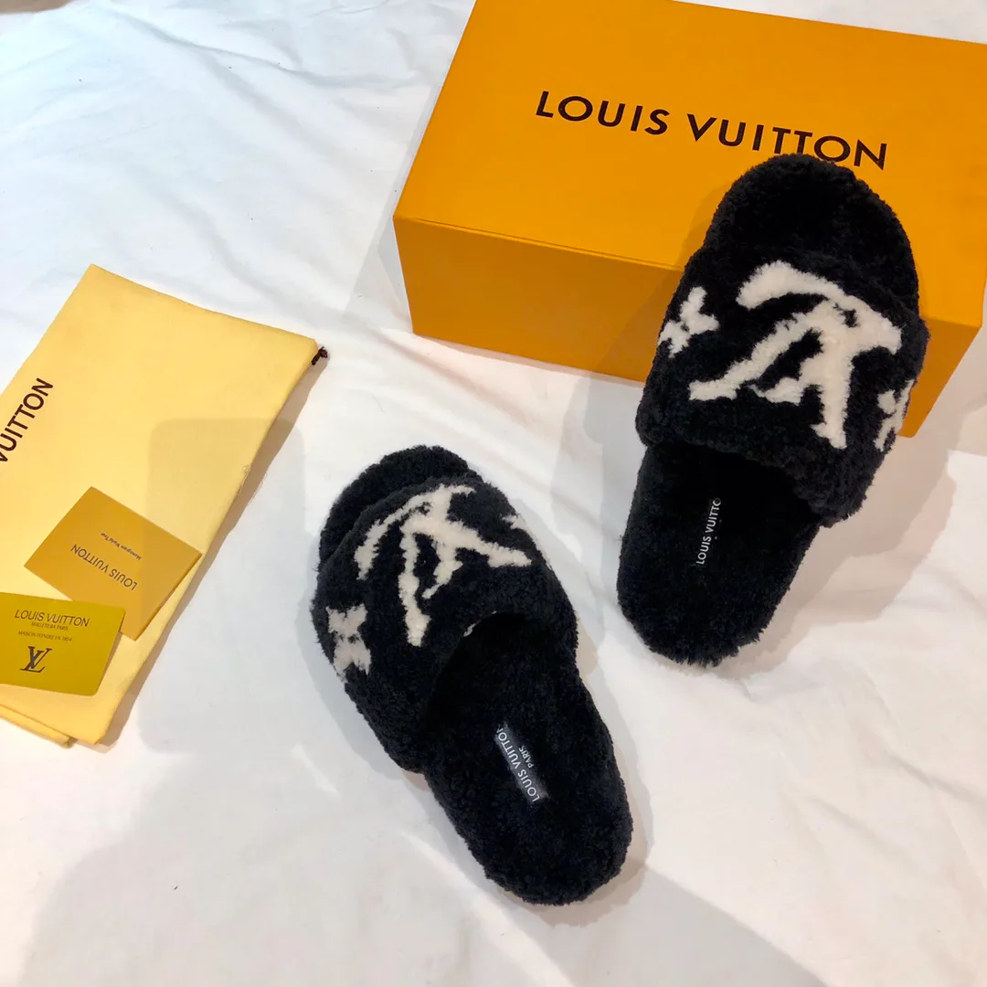 Women's Slippers LOUIS VUITTON 18034624