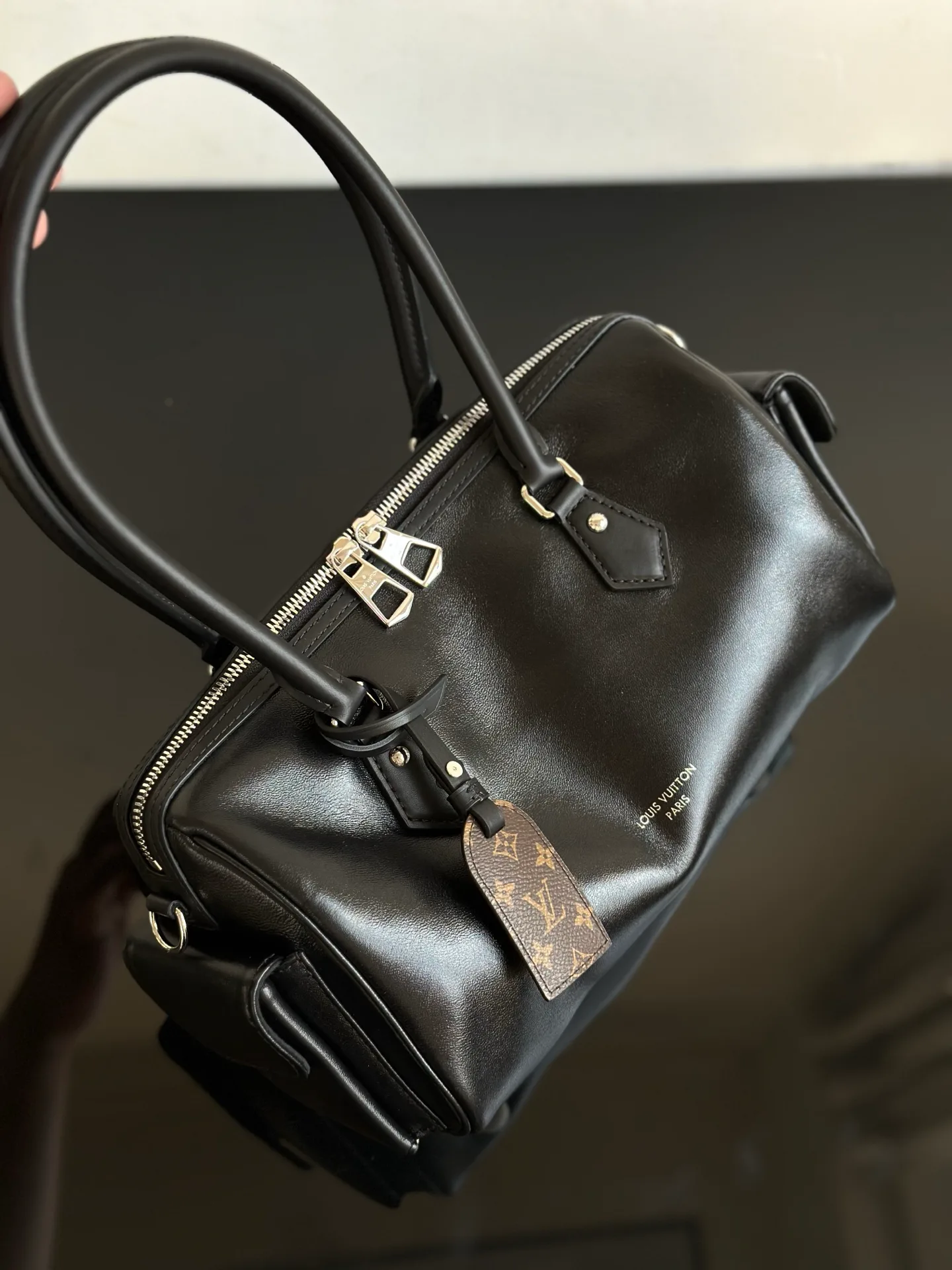 Women's Classic Handbags LOUIS VUITTON 18376579