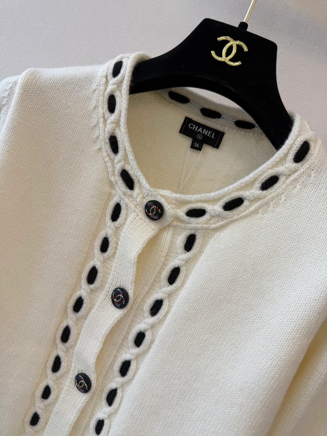Women's Jumpers And Sweaters CHANEL 18305730