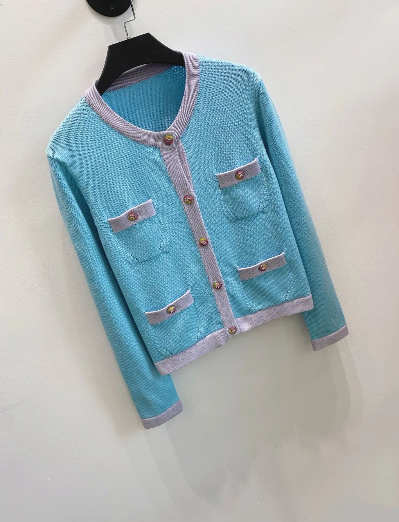 Women's Jumpers And Sweaters CHANEL 18138200