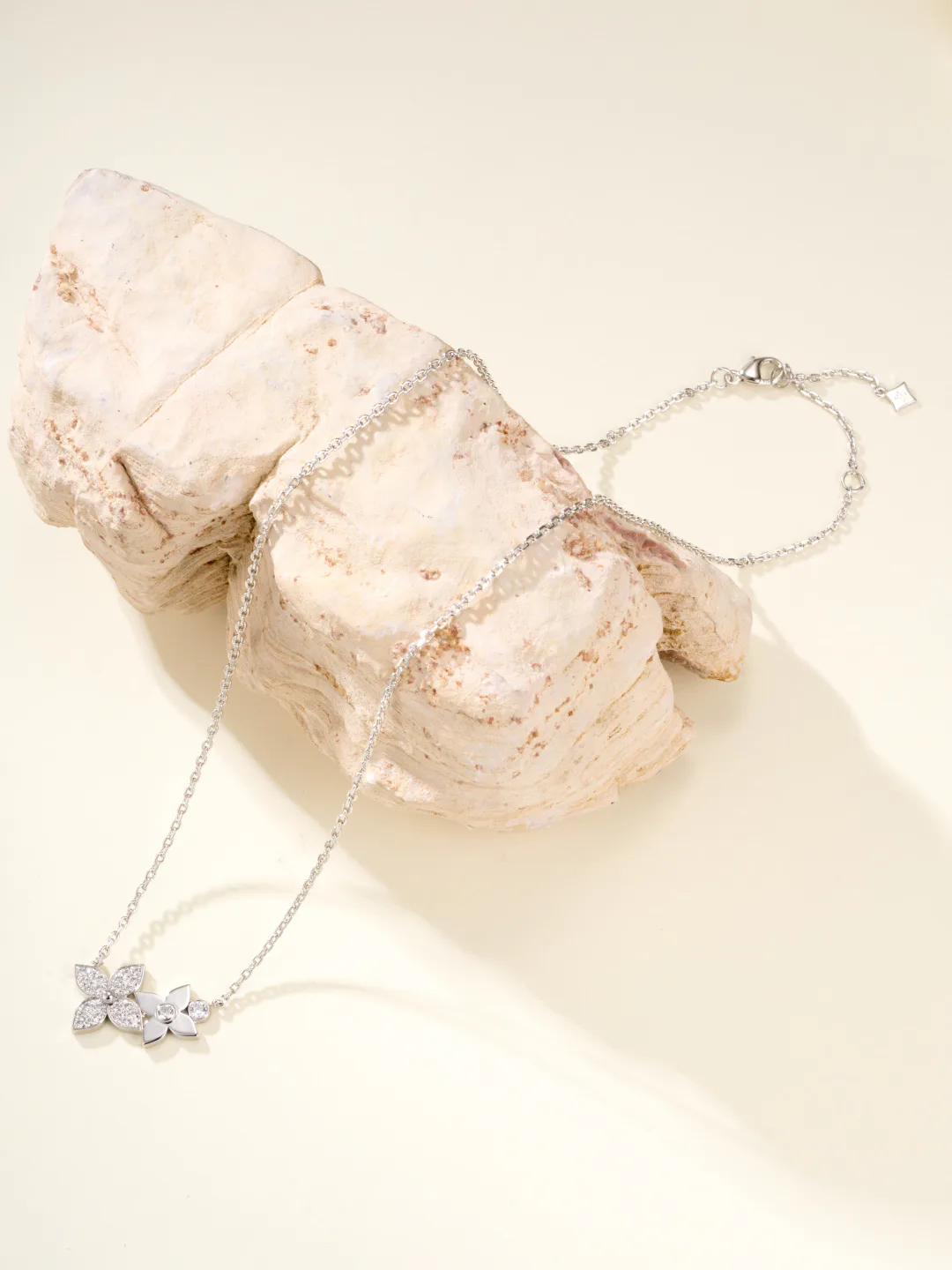 Jewelry LOUIS VUITTON 18176589
