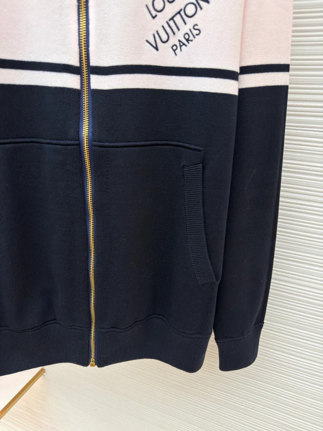 Men's Jackets And Down Jackets LOUIS VUITTON 17933377