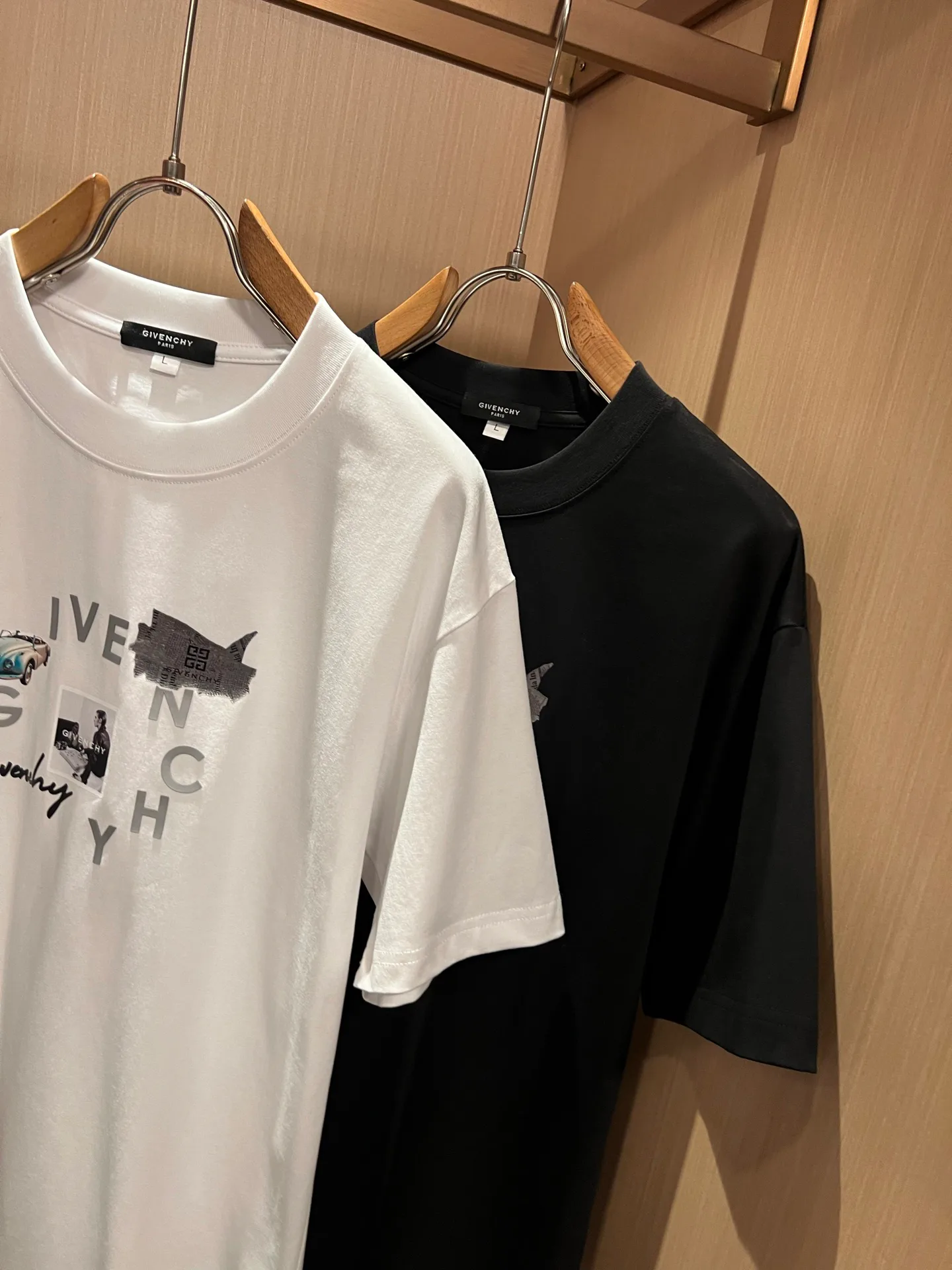 Men's T-Shirts GIVENCHY 18343329