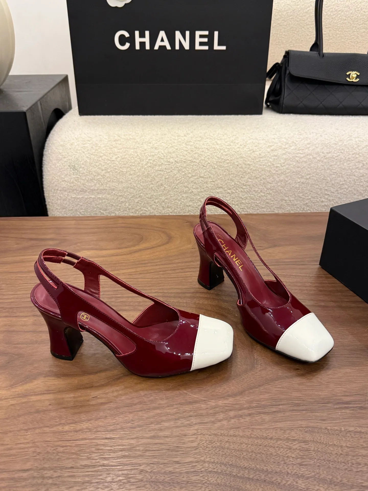 Women's Heels CHANEL 19583359