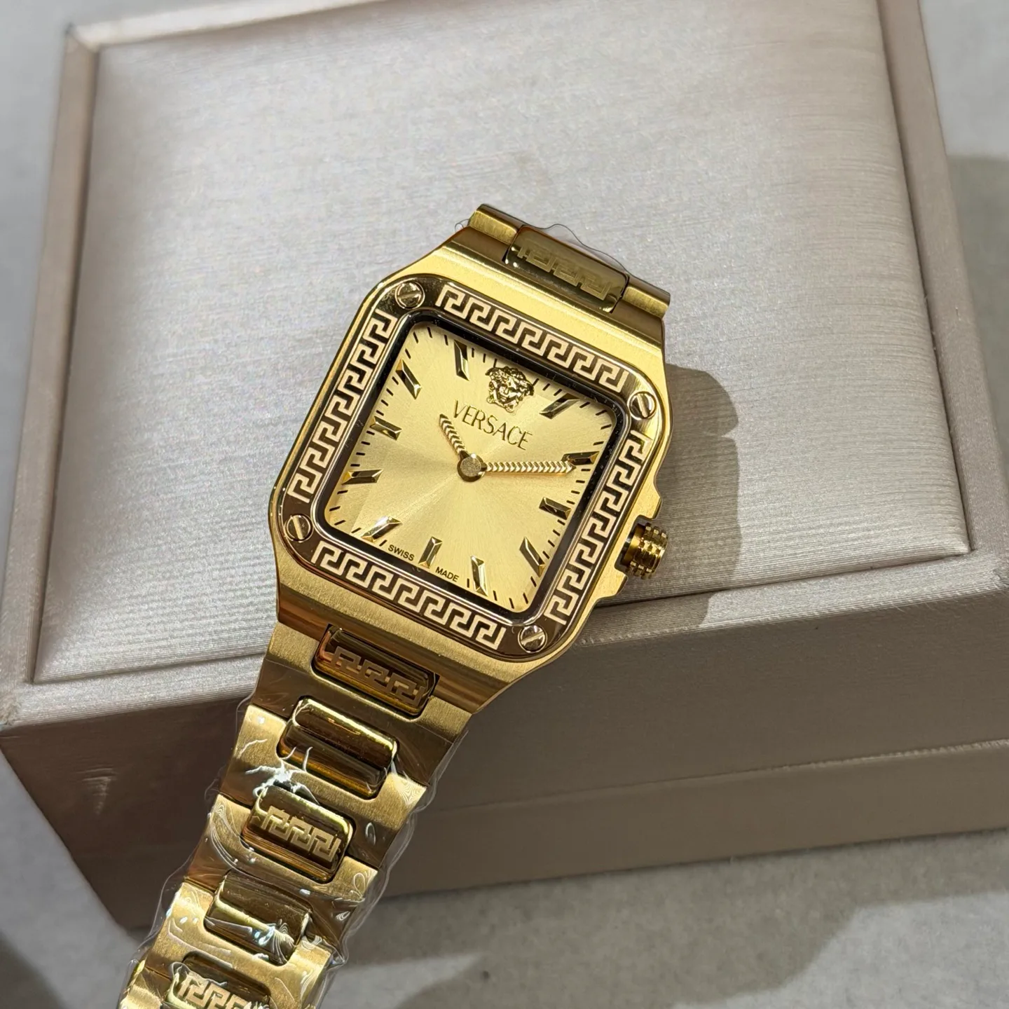 Women's Watches VERSACE 17813609