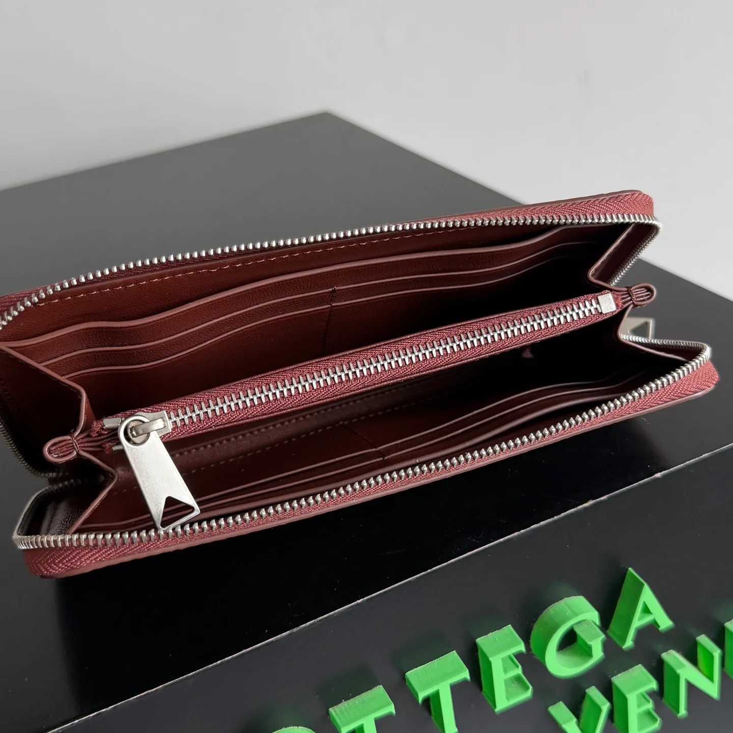 Women's Clutches BOTTEGA VENETA 18215074