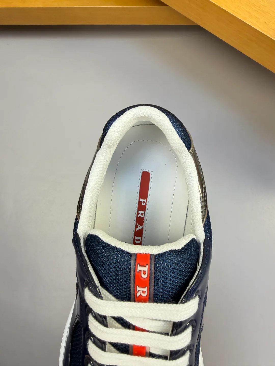 Men's Sneakers PRADA 17955080