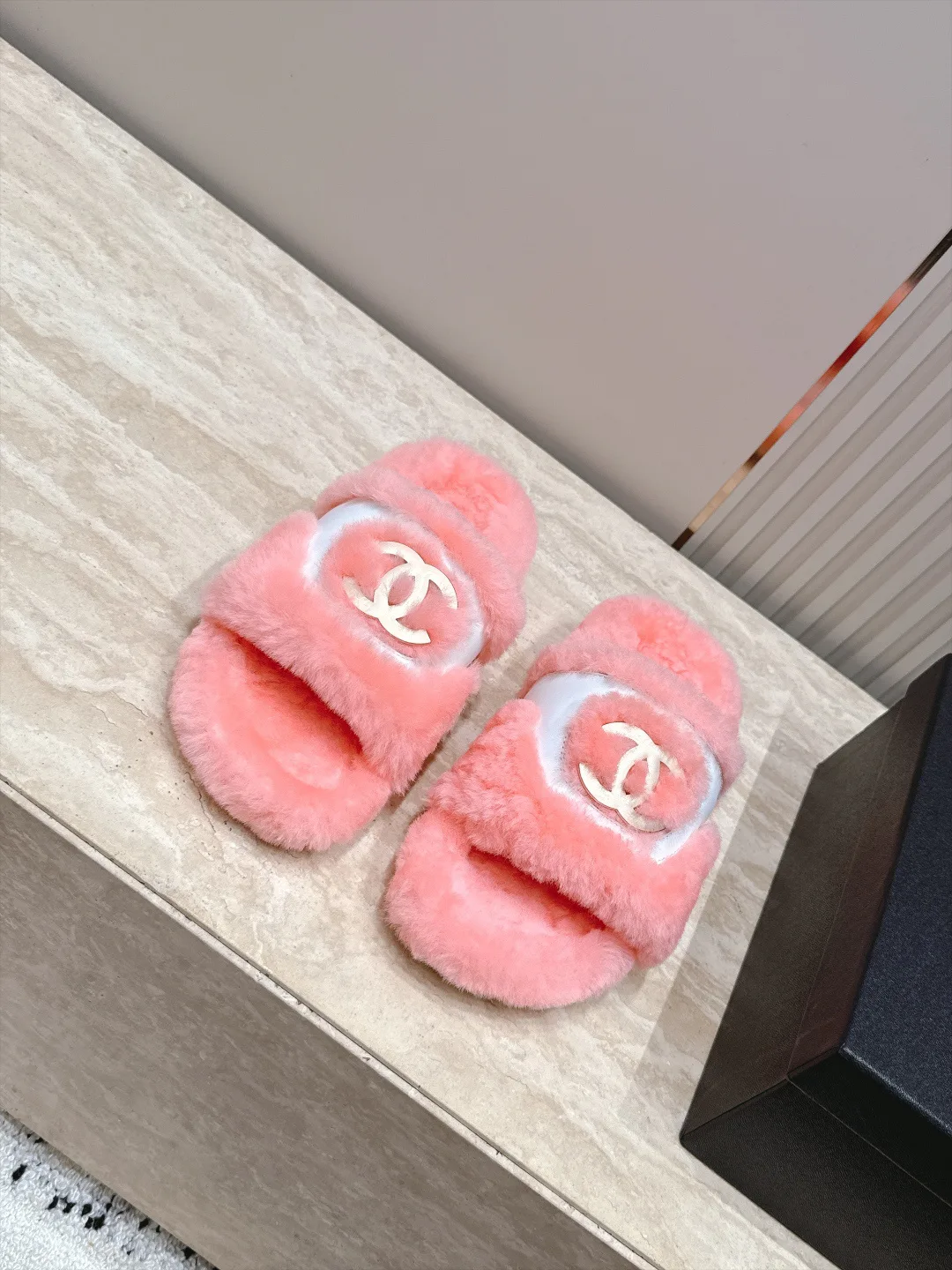 Women's Slippers CHANEL 18266284