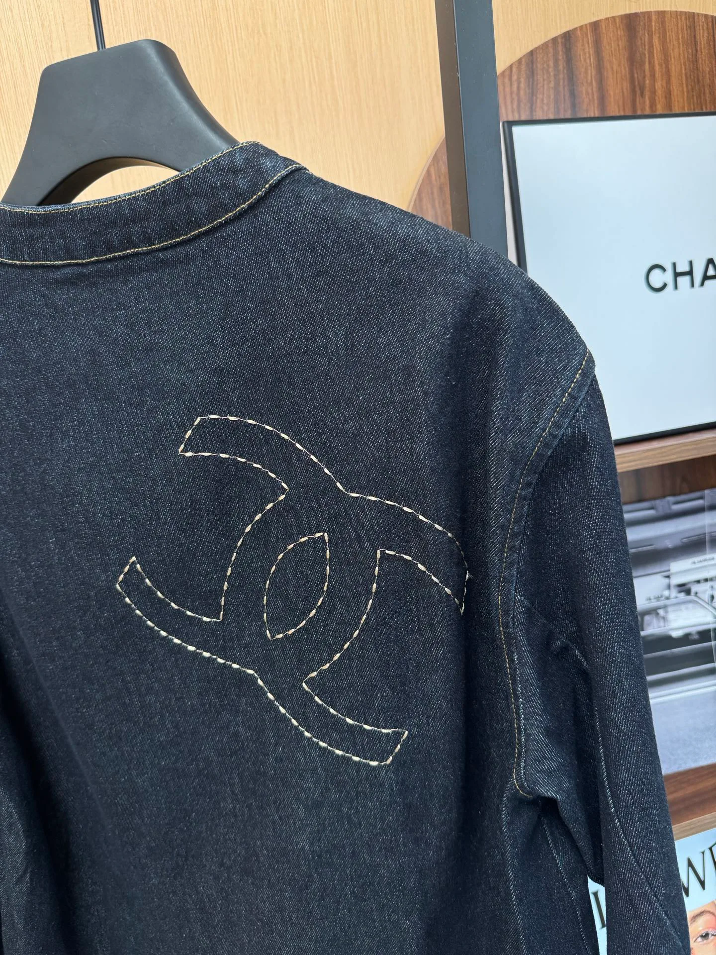 Women's Jackets And Down Jackets CHANEL 17892395