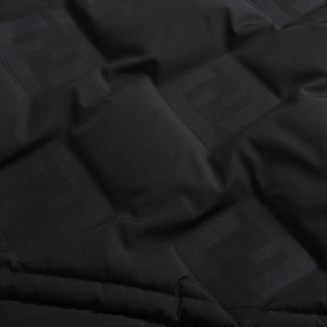 Women's Jackets And Down Jackets FENDI 18048552