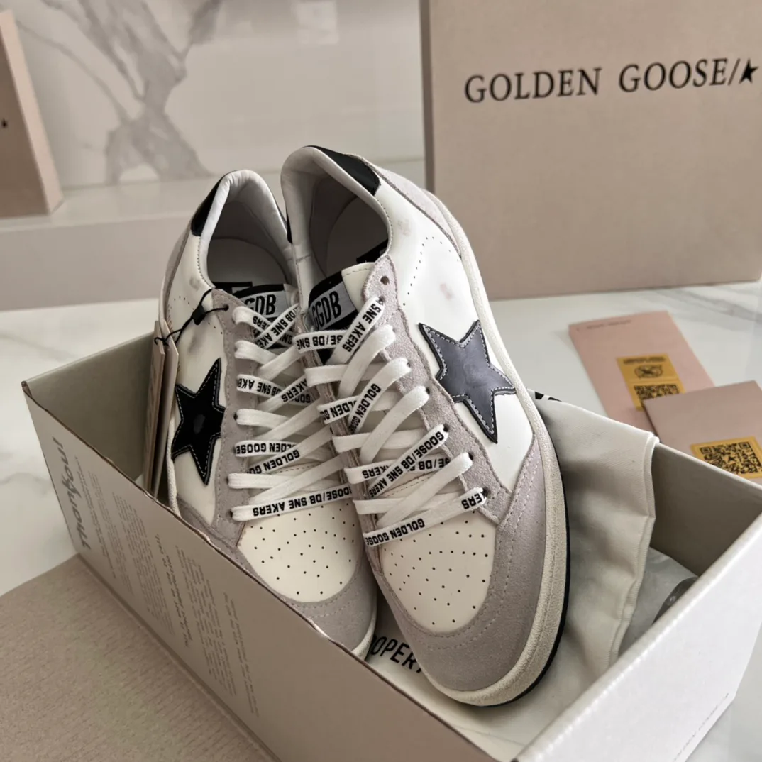 Women's Sneakers GOLDEN GOOSE 16995677