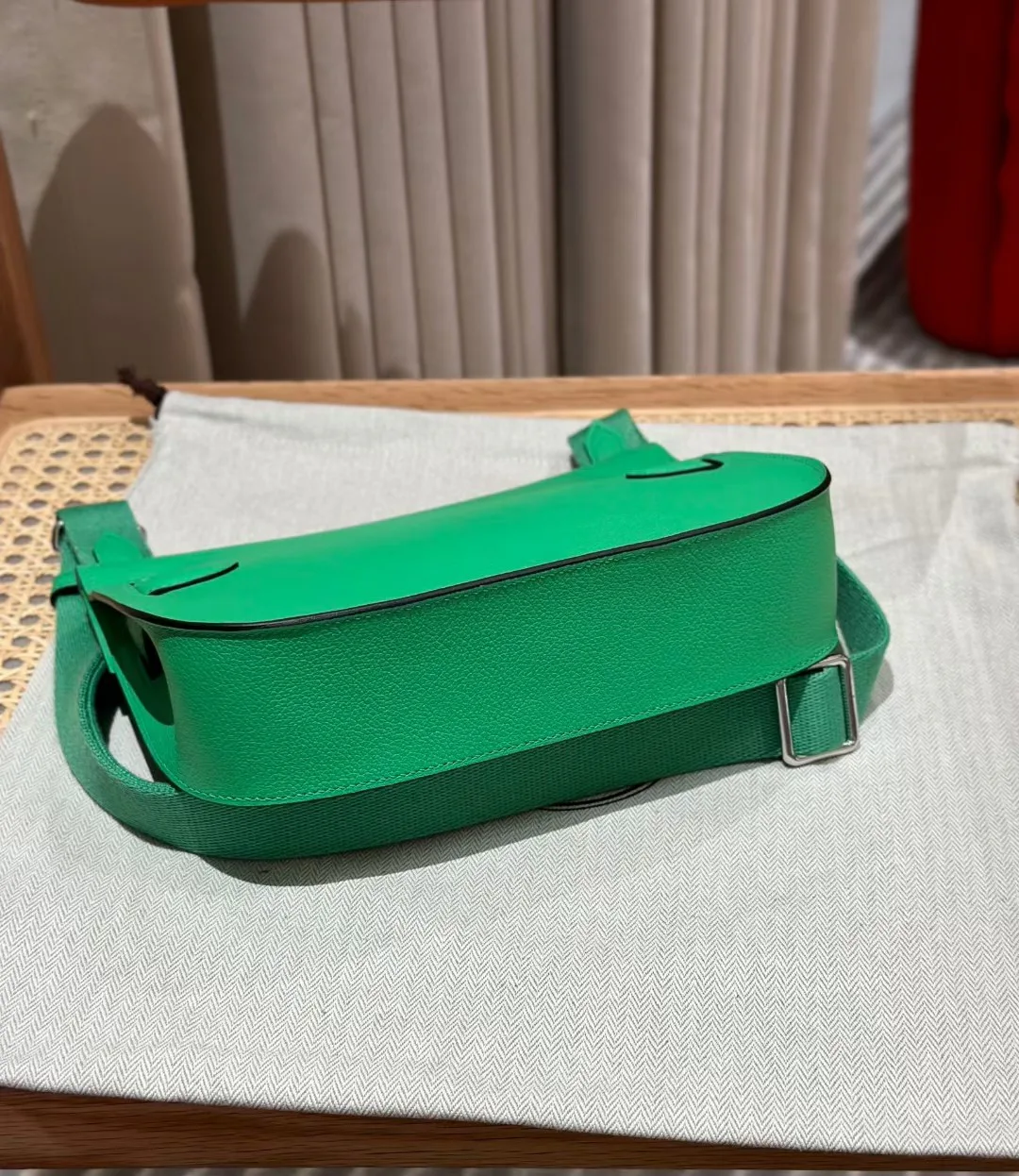 Women's Classic Handbags HERMES 18407596