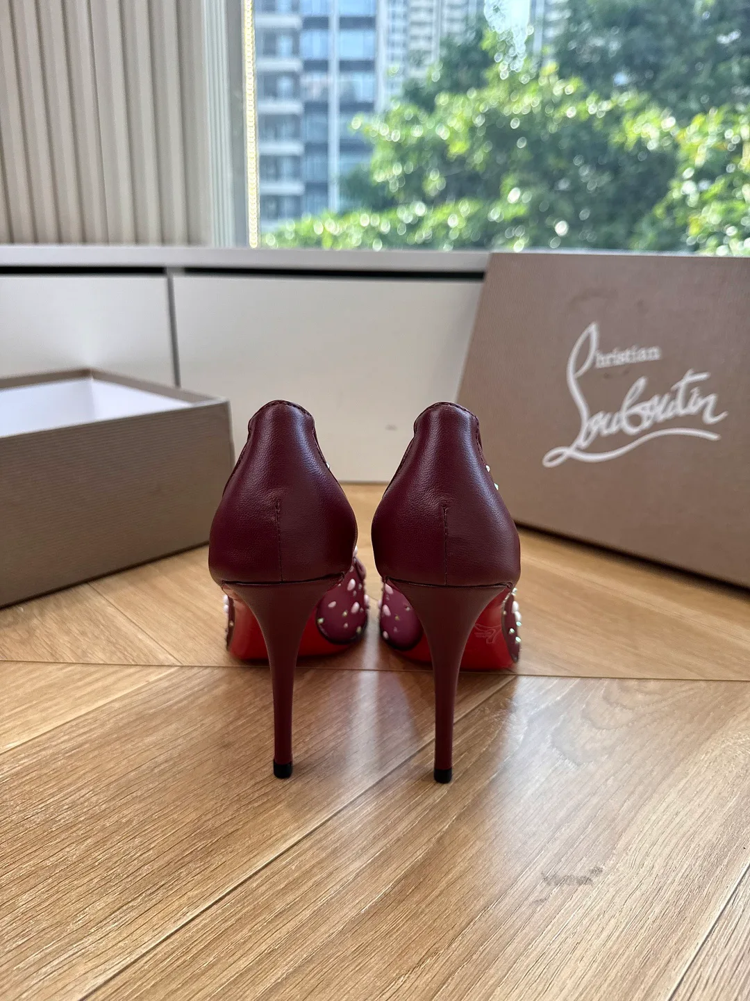 Women's Heels CHRISTIAN LOUBOUTIN 17480778