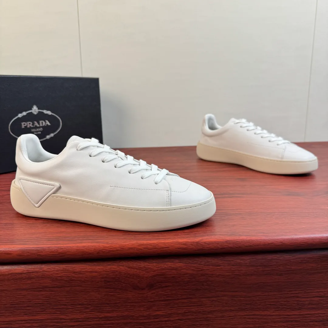 Men's Sneakers PRADA 16935025