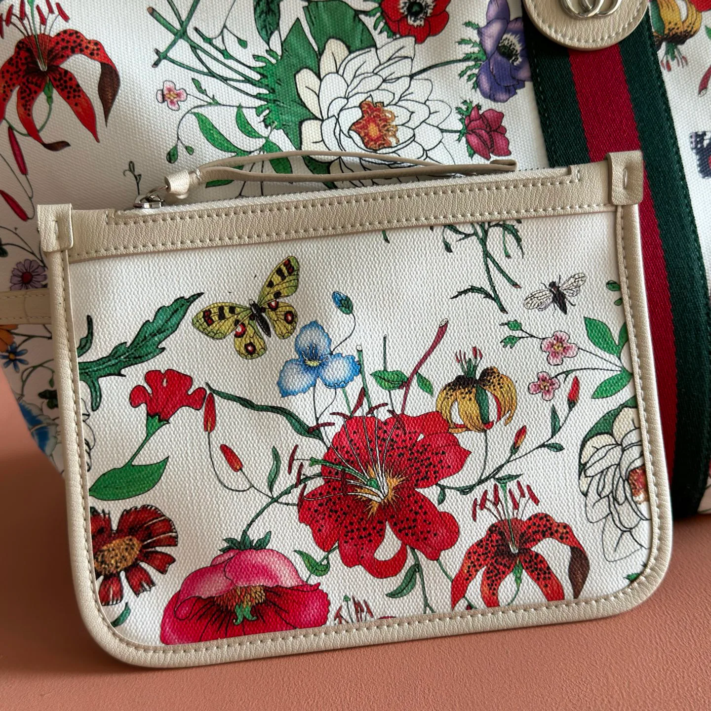 Women's Classic Handbags GUCCI 18148089