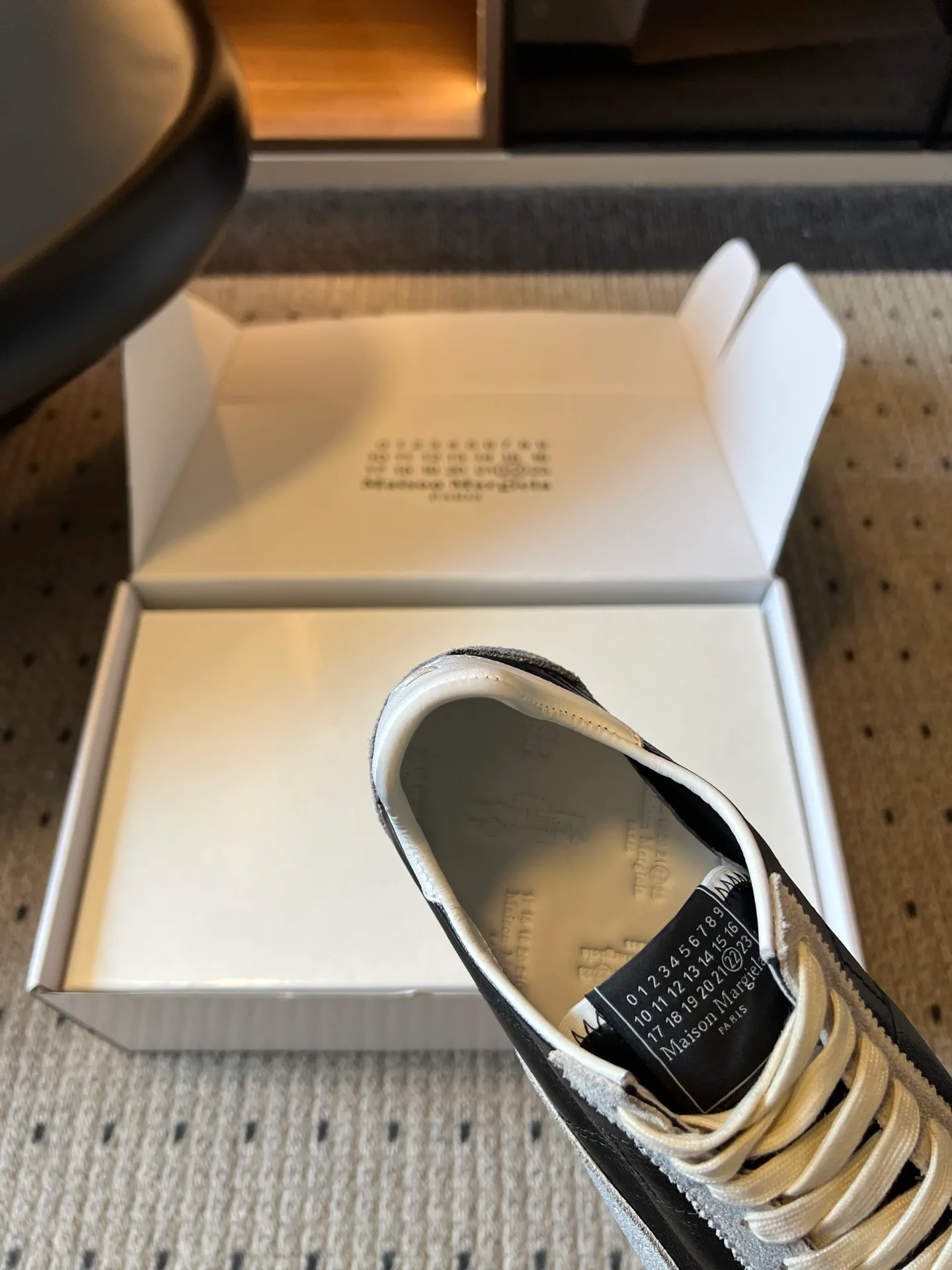 Women's Sneakers MAISON MARGIELA 17523636