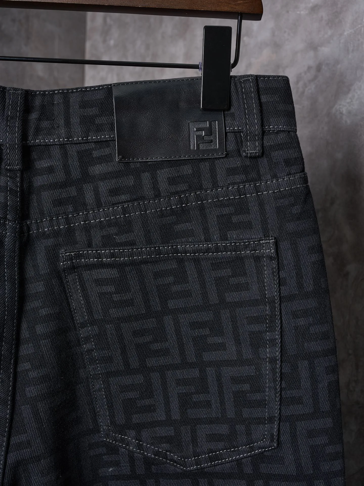 Men's Jeans FENDI 18179291