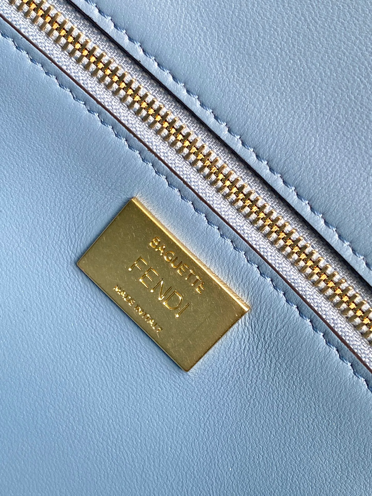 Women's Classic Handbags FENDI 18116182