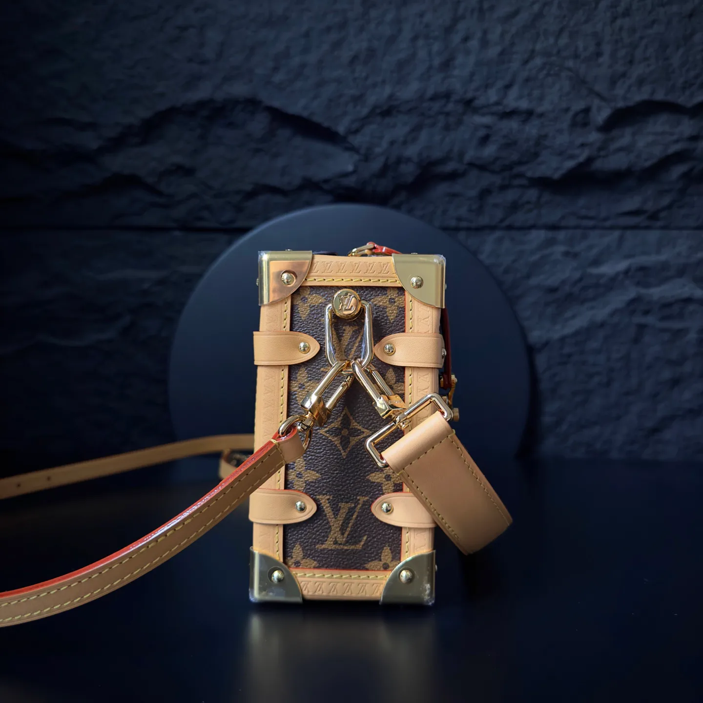 Классические Сумки Женские Louis Vuitton 18676161