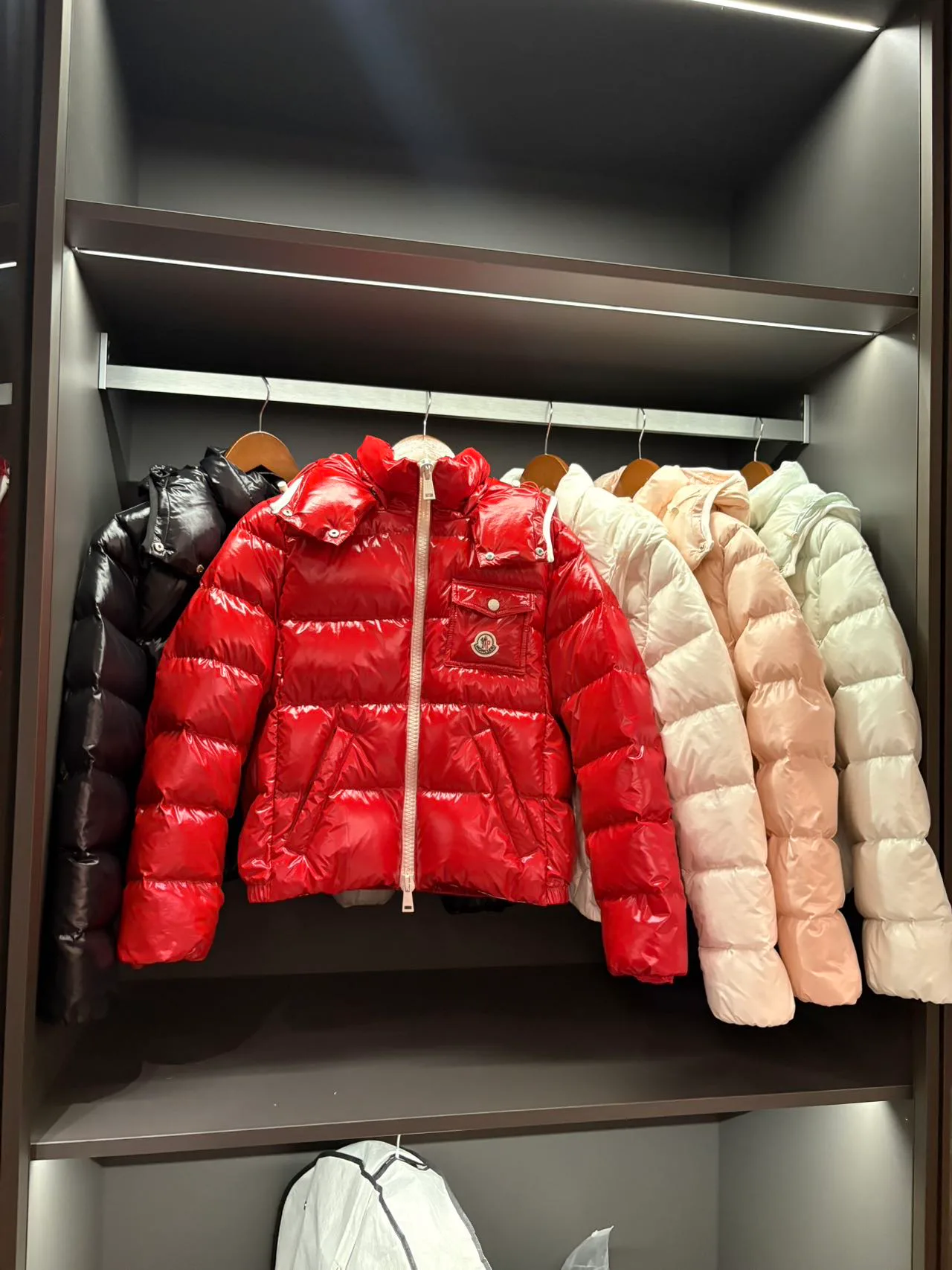 Men's Jackets And Down Jackets MONCLER 18029386