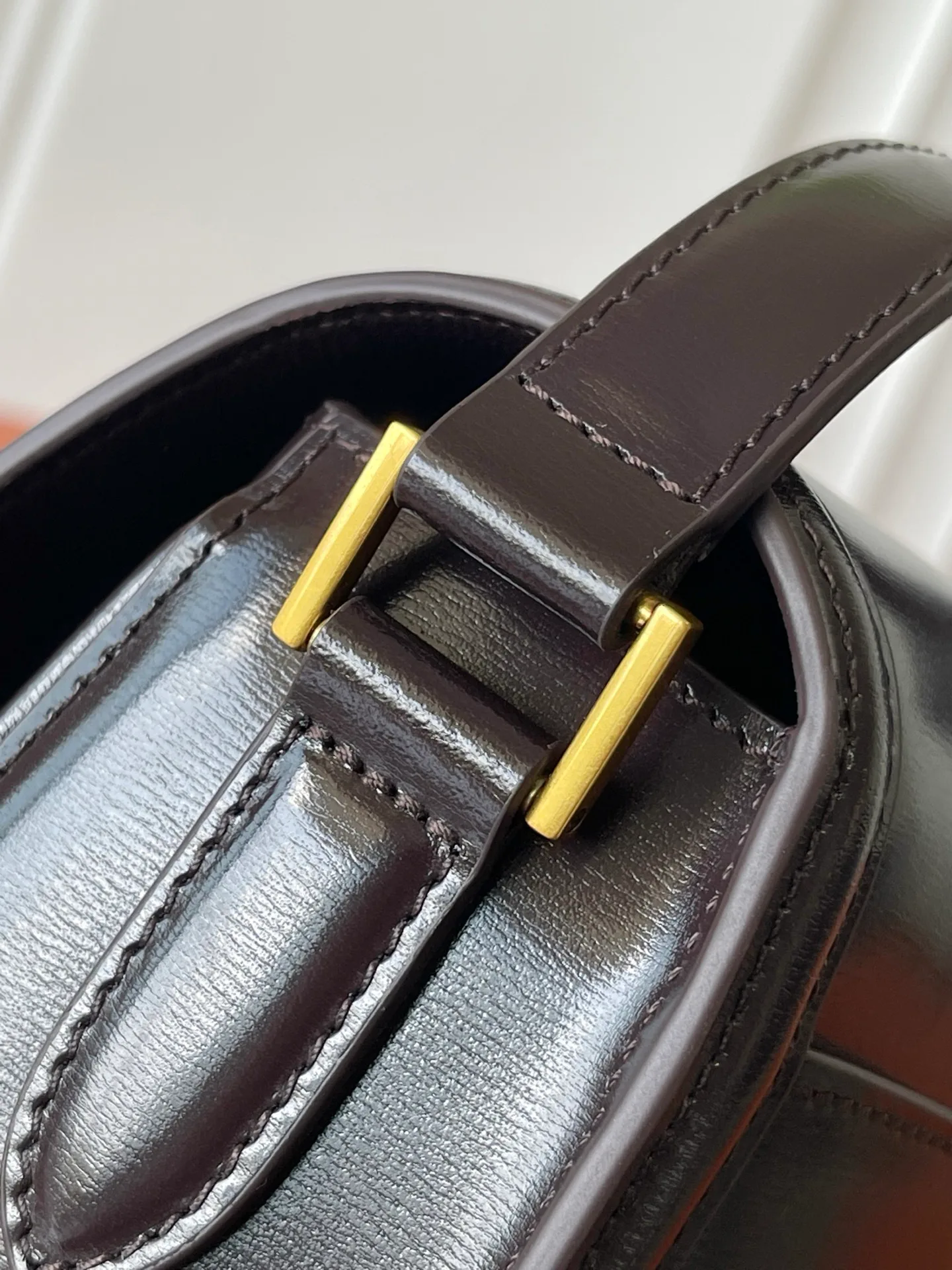 Классические Сумки Женские Saint Laurent 18610986
