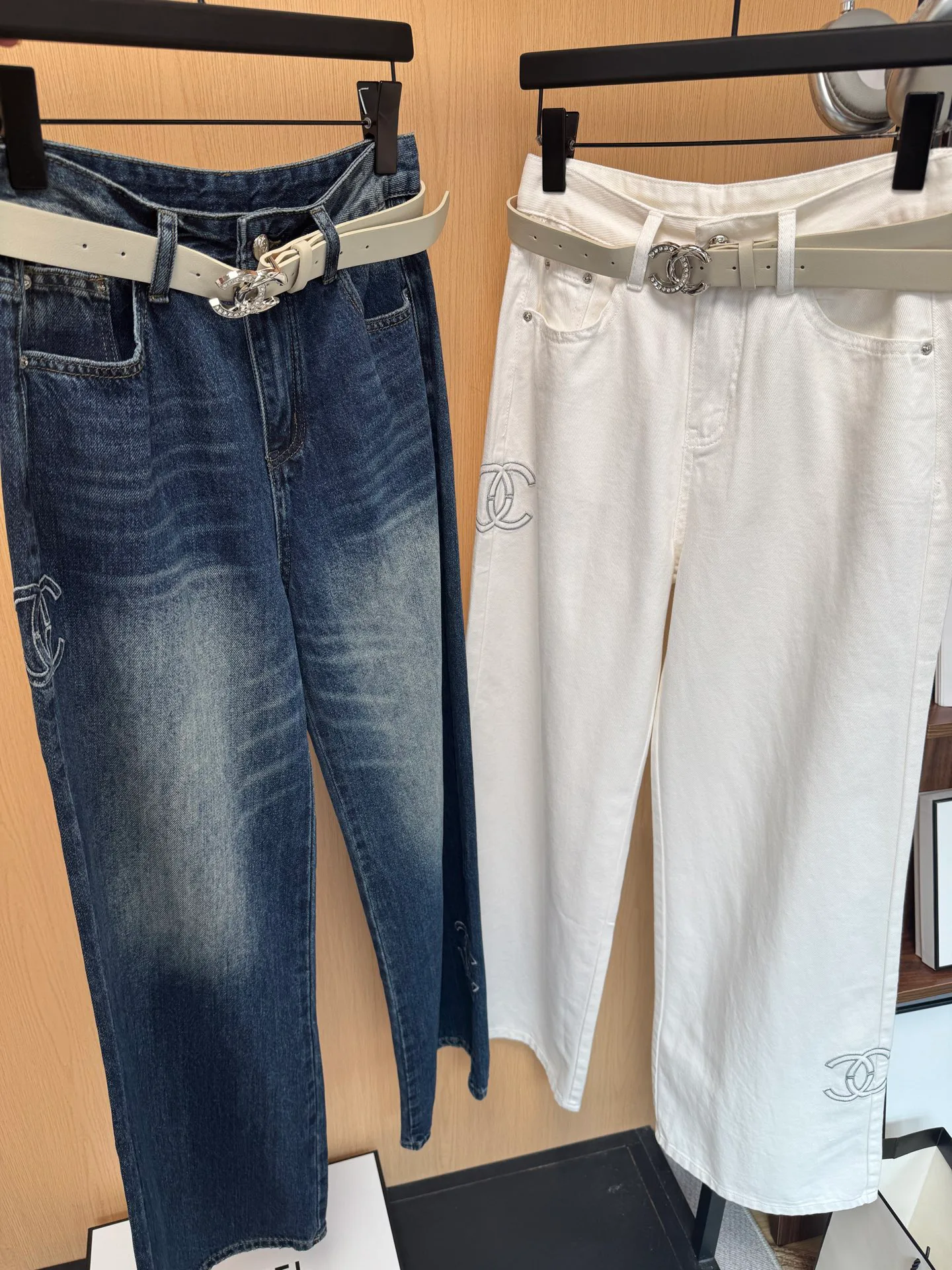 Women's Jeans CHANEL 18138258