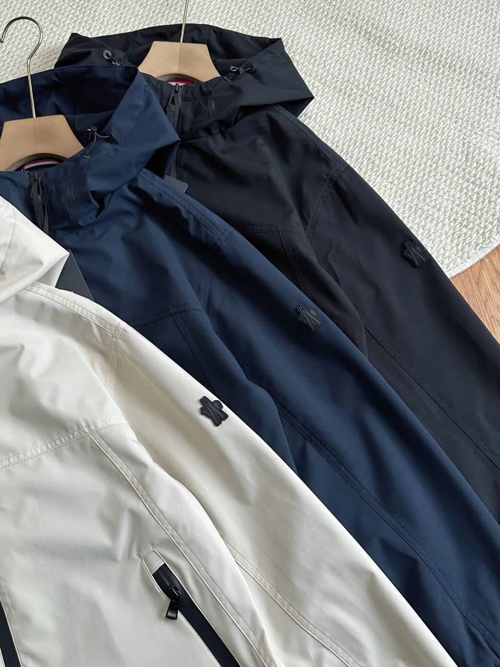 Men's Jackets And Down Jackets MONCLER 17852183