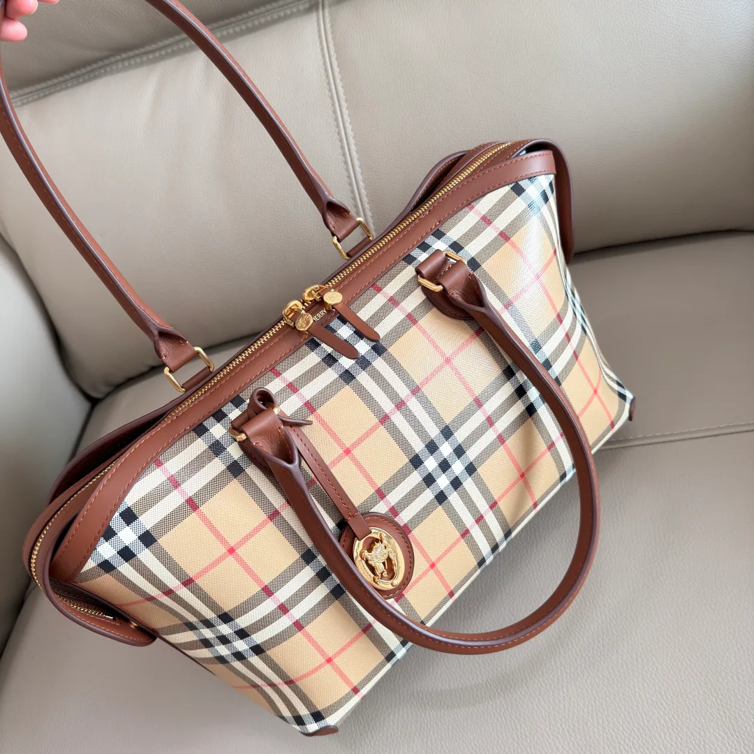 Women's Classic Handbags BURBERRY 17948671