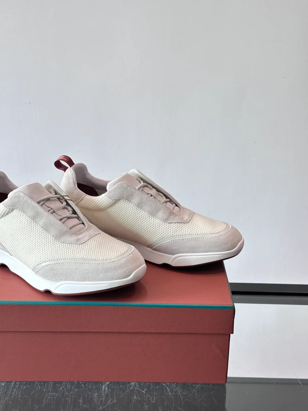 Women's Sneakers LORO PIANA 17730602