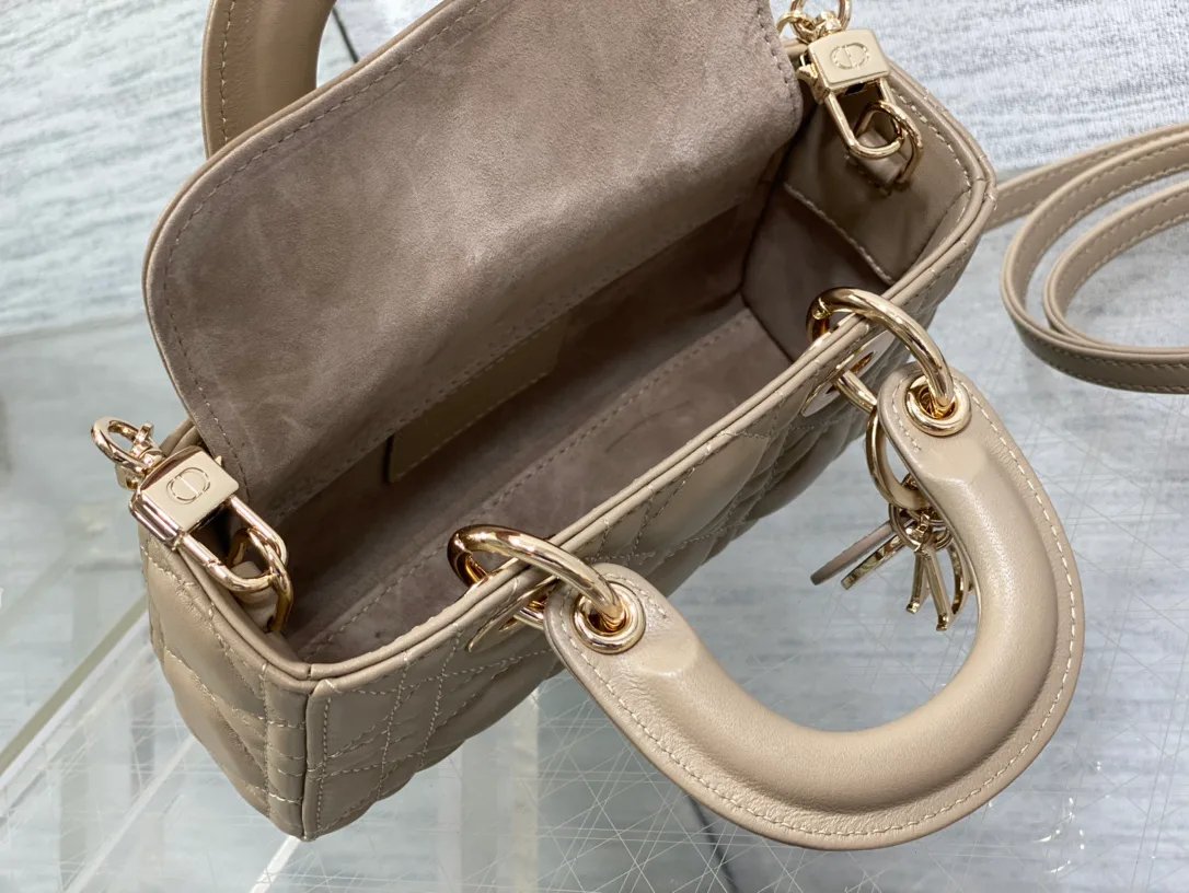 Women's Classic Handbags CHRISTIAN DIOR 17770394